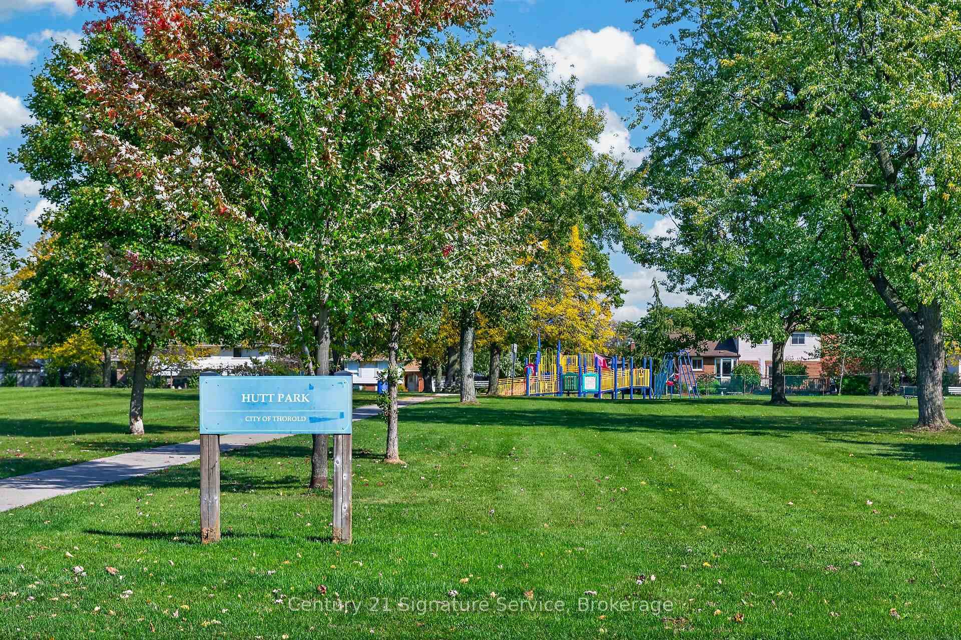 Photo 48 of 11 Fuller Crescent, Thorold, Confederation Heights — HOMEH