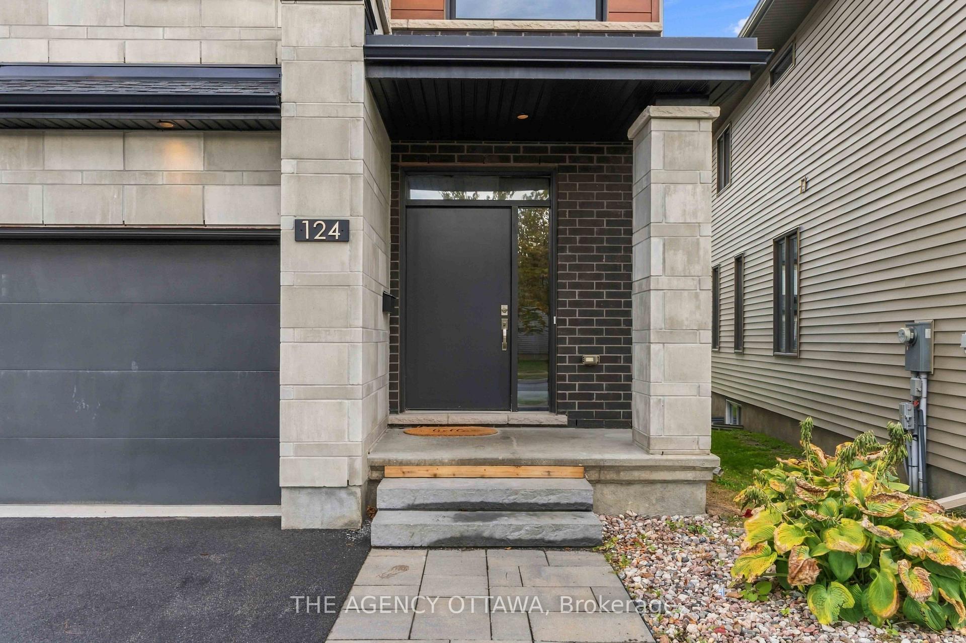 Photo 2 of 124 Dun Skipper Drive, Ottawa, Blossom Park/Kemp Park/Findlay Creek — HOMEH