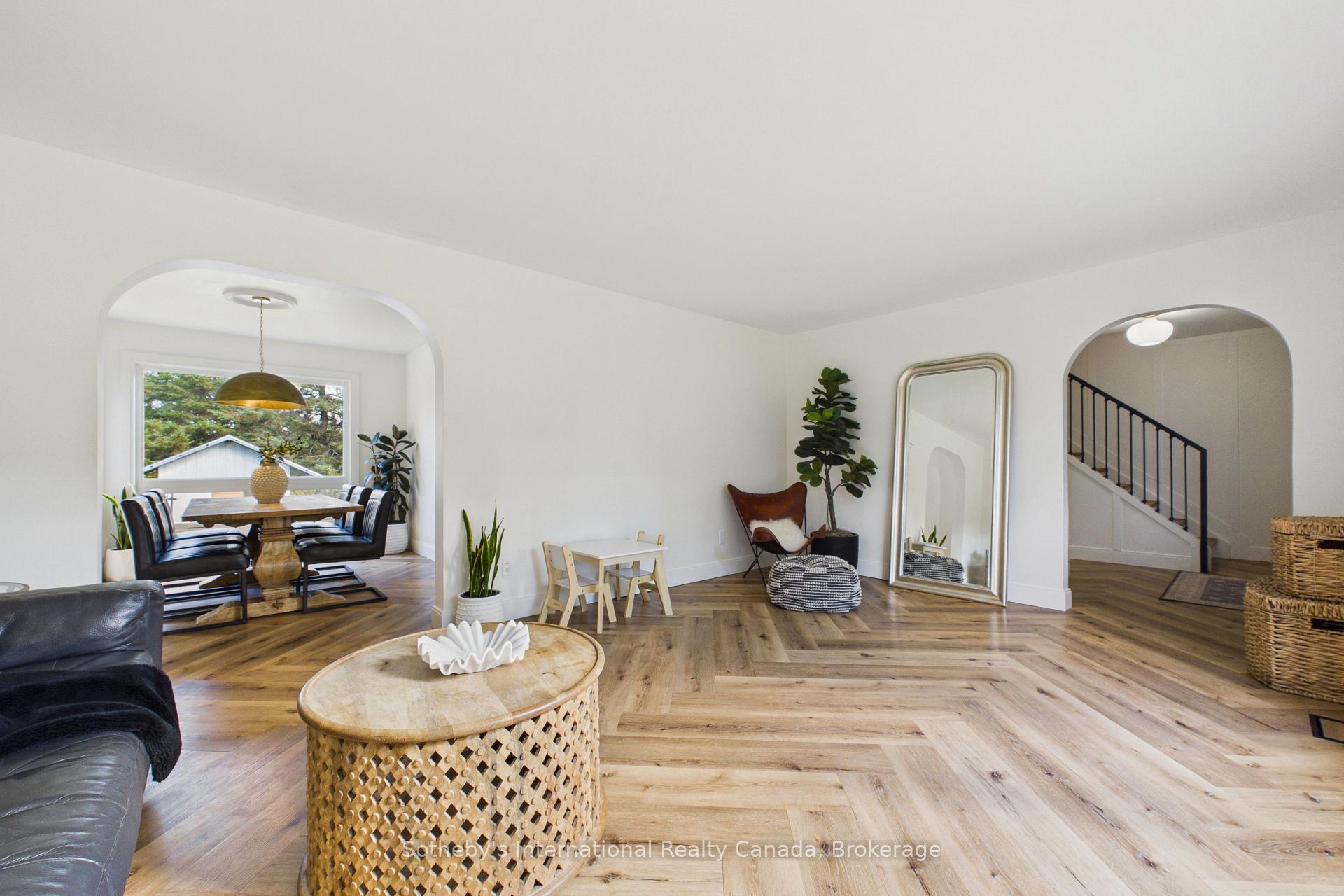 Photo 6 of 1229 Miriam Drive, Bracebridge, Oakley — HOMEH