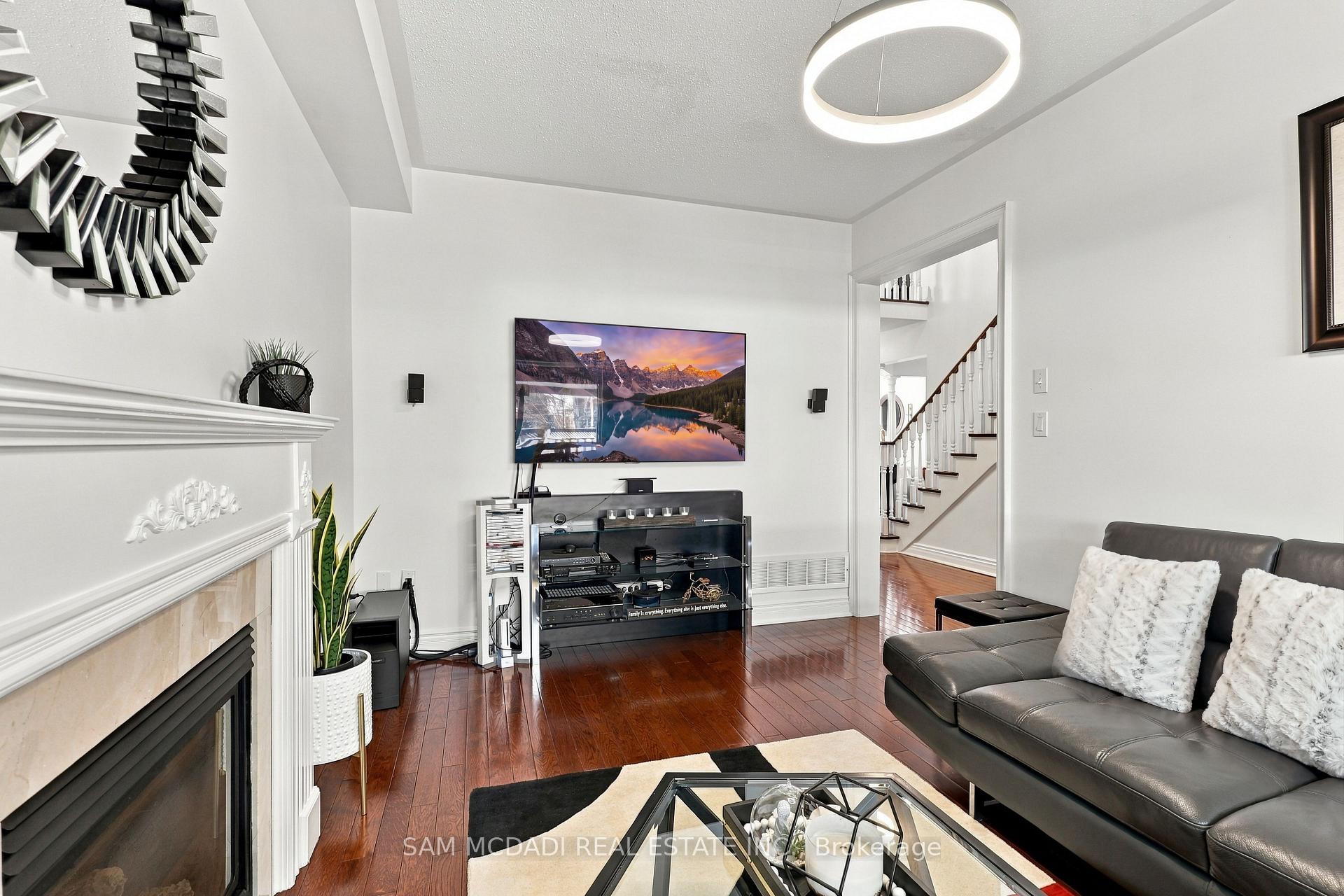 Photo 14 of 3263 Crimson King Circle, Mississauga, Lisgar — HOMEH