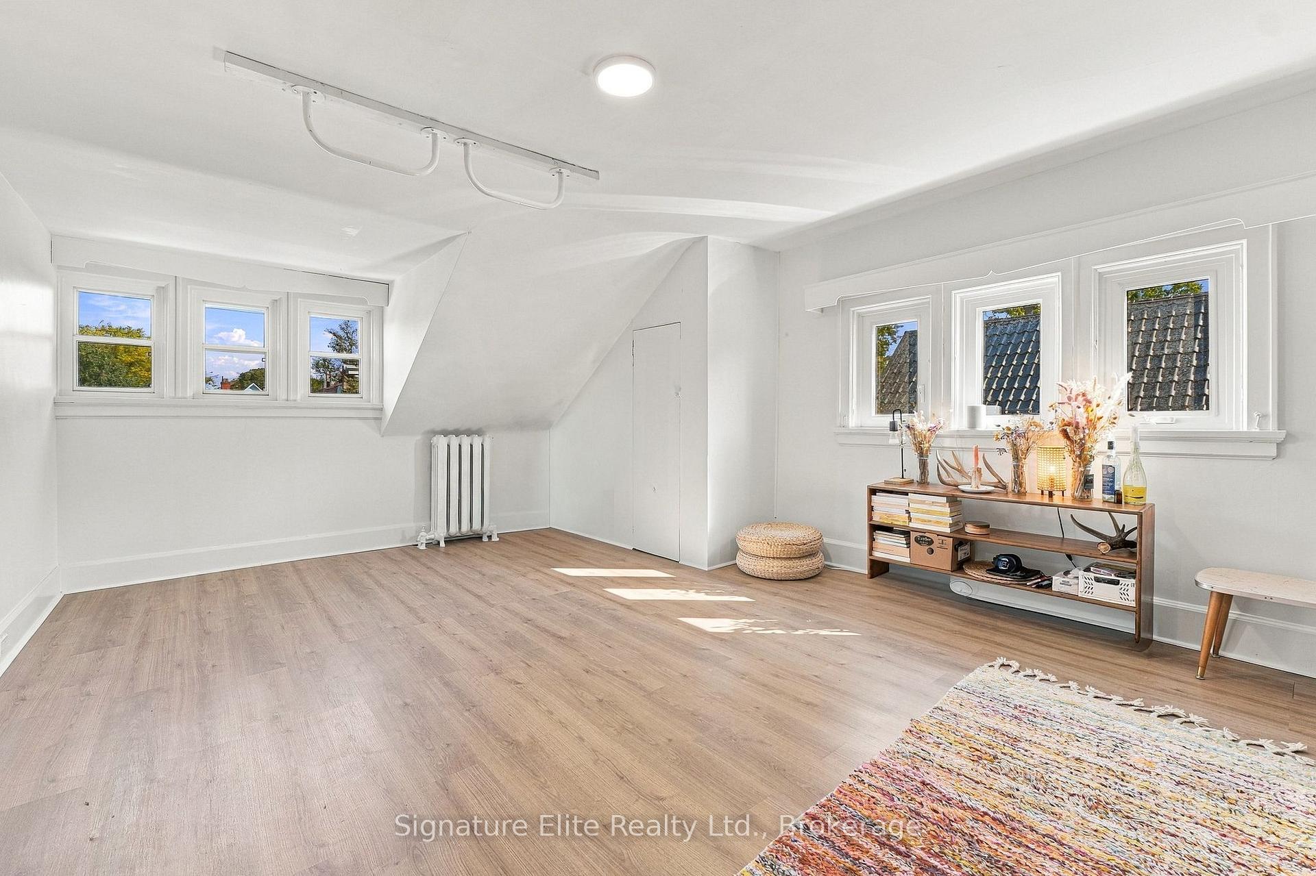 Photo 32 of 272 Roncesvalles Avenue, Toronto, High Park-Swansea — HOMEH