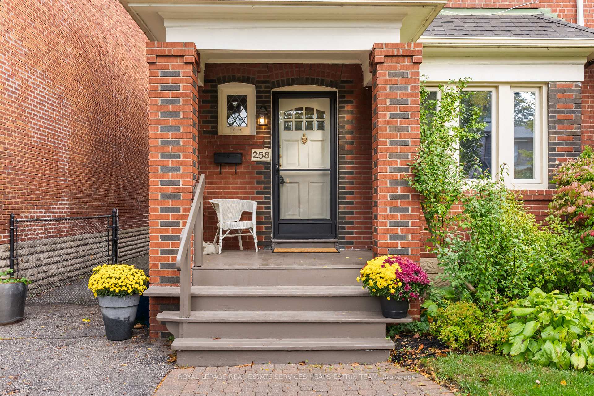 Photo 3 of 258 Deloraine Avenue, Toronto, Lawrence Park North — HOMEH