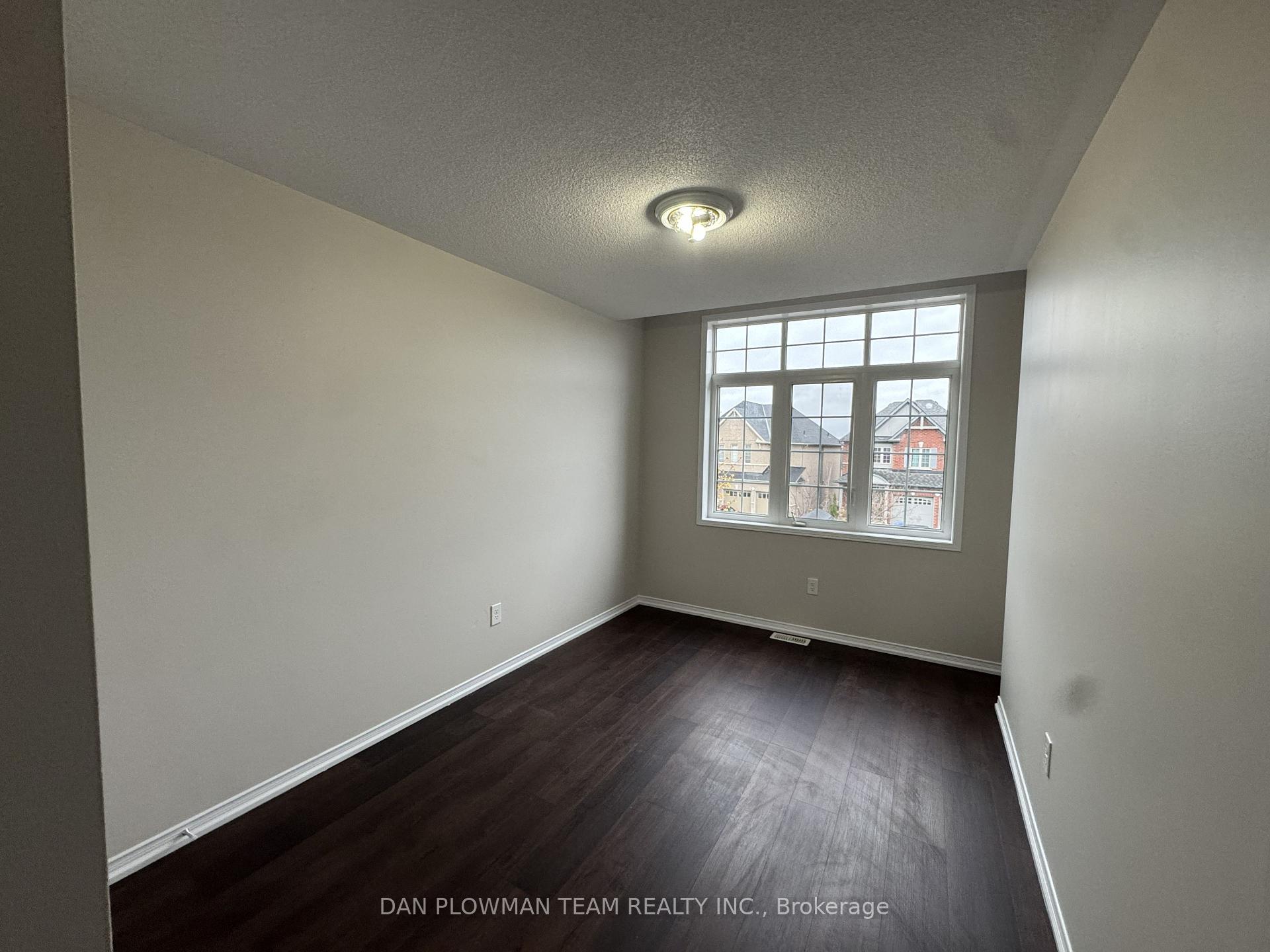 Photo 12 of 150 Dance Act Avenue, Oshawa, Windfields — HOMEH