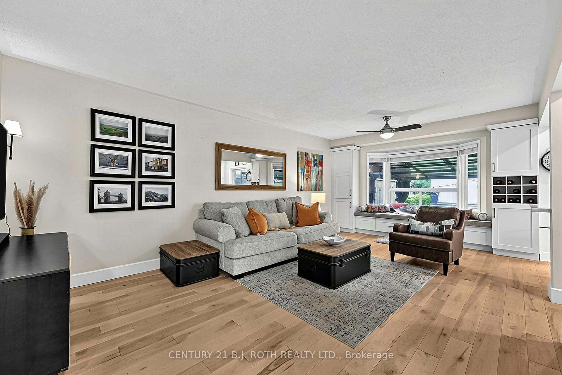 Photo 5 of 36 Aikens Crescent, Barrie, Holly — HOMEH