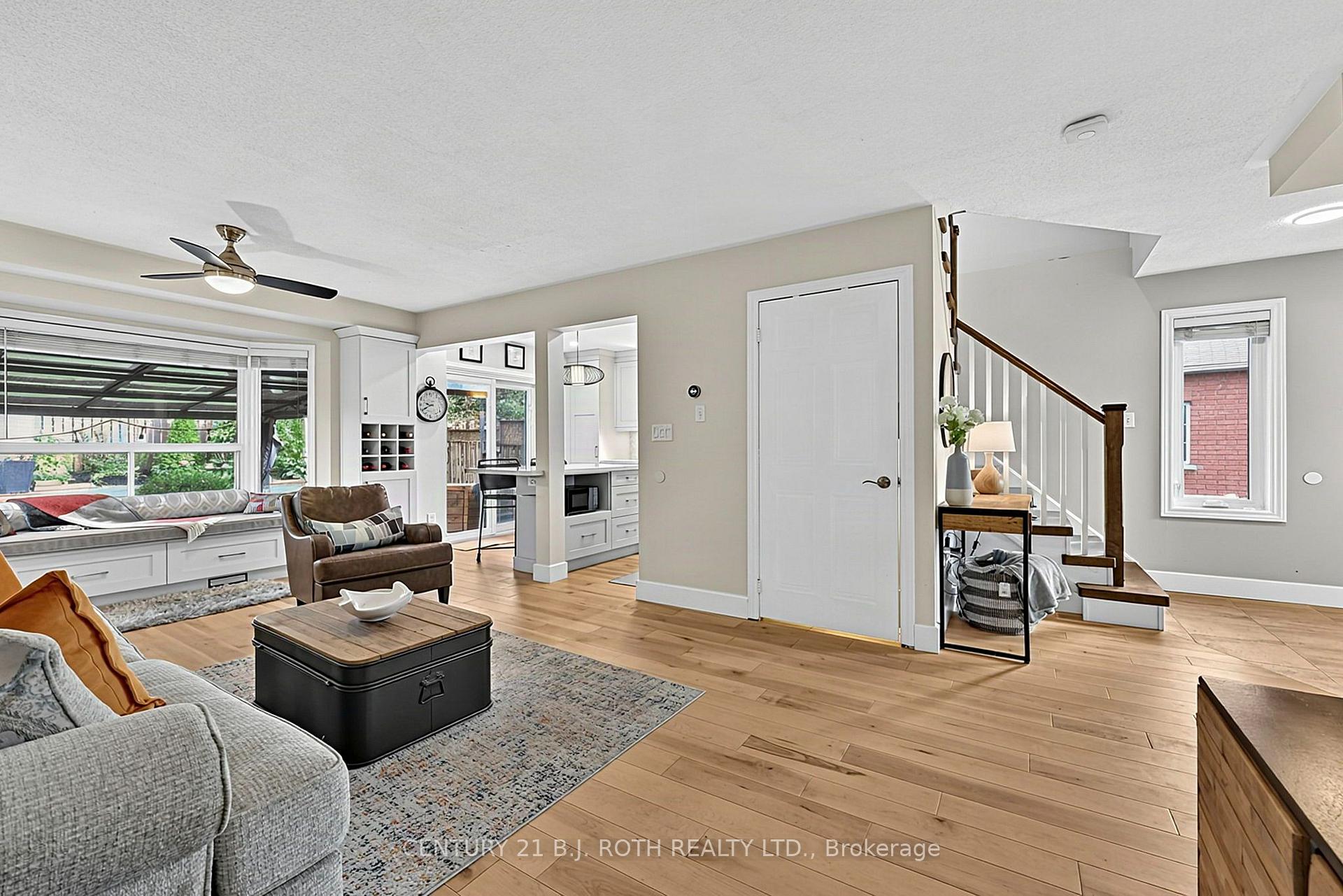 Photo 6 of 36 Aikens Crescent, Barrie, Holly — HOMEH