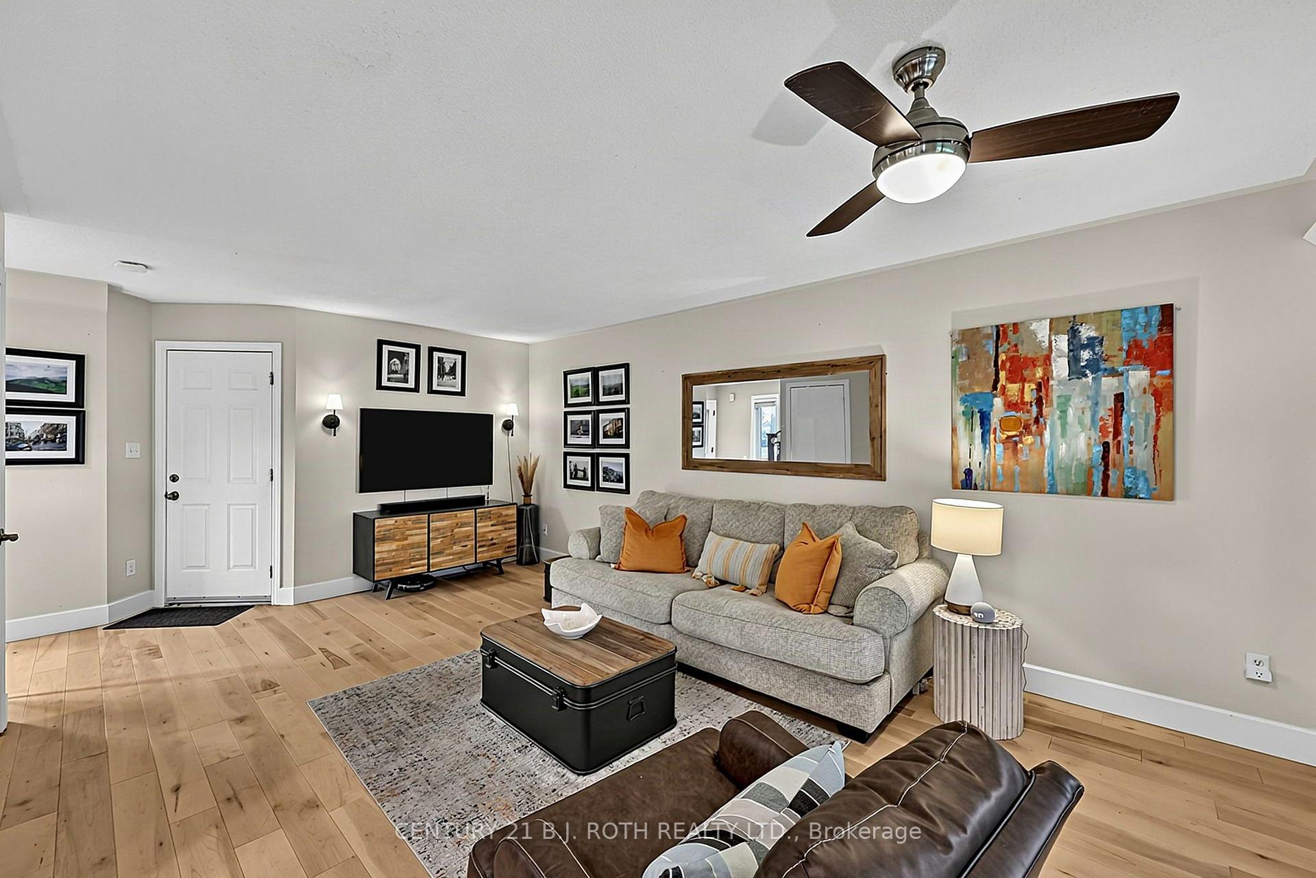 Photo 8 of 36 Aikens Crescent, Barrie, Holly — HOMEH