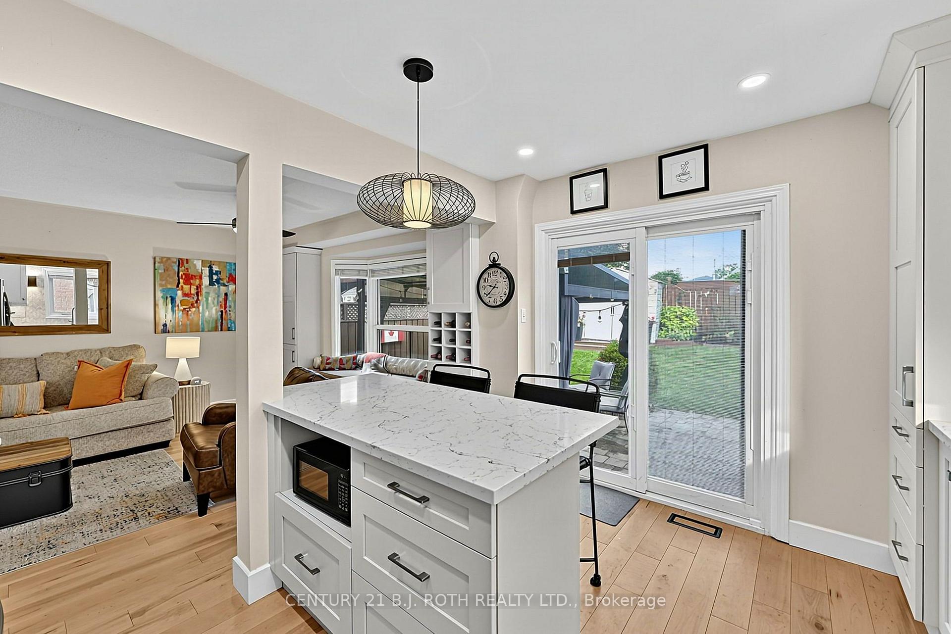 Photo 12 of 36 Aikens Crescent, Barrie, Holly — HOMEH