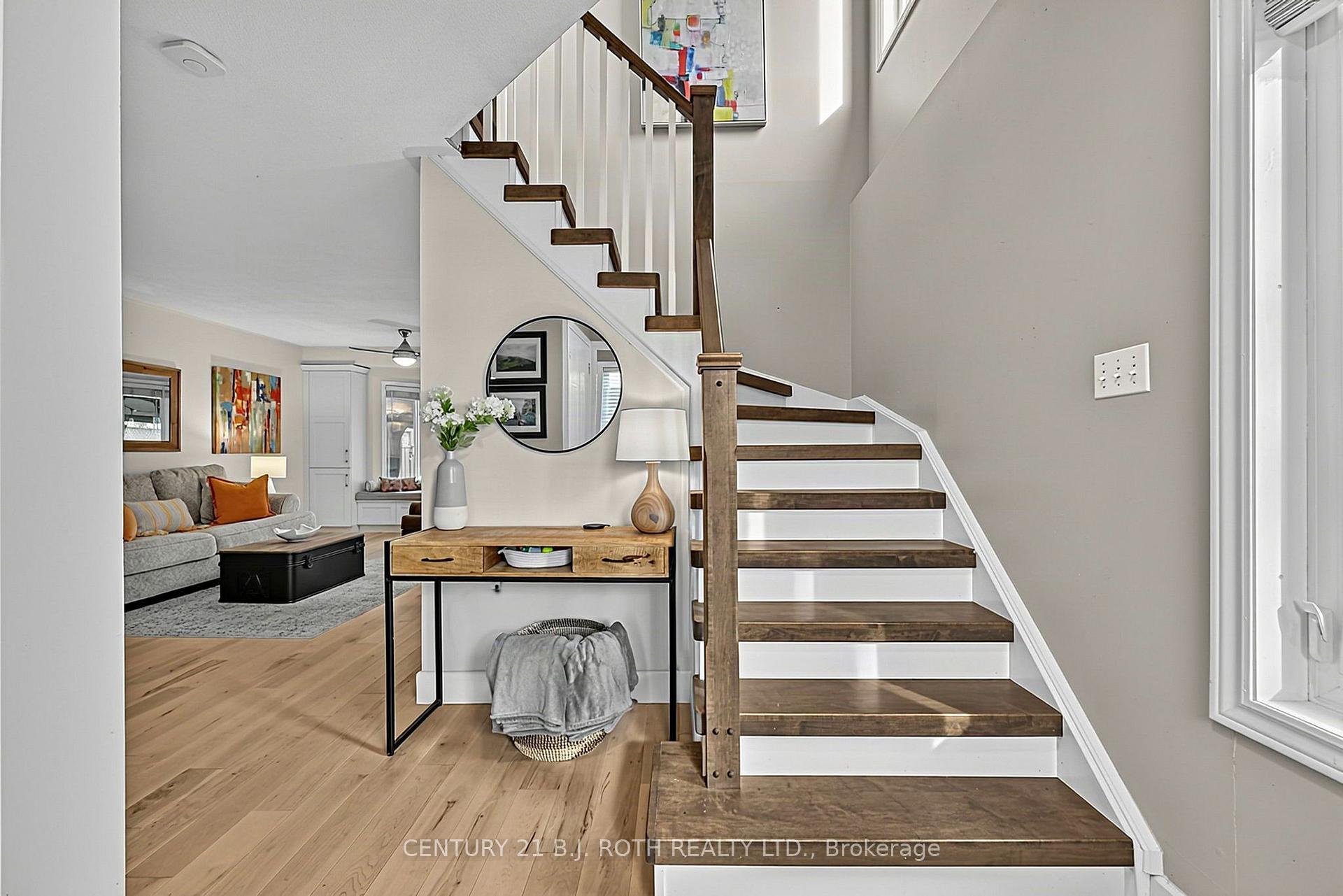 Photo 15 of 36 Aikens Crescent, Barrie, Holly — HOMEH