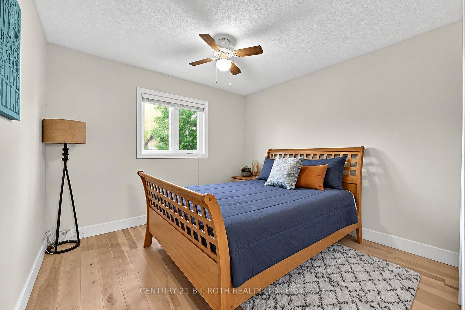 Photo 19 of 36 Aikens Crescent, Barrie, Holly — HOMEH