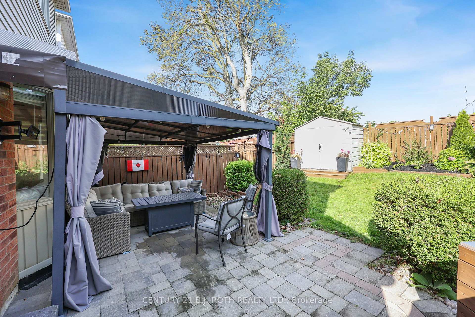Photo 24 of 36 Aikens Crescent, Barrie, Holly — HOMEH