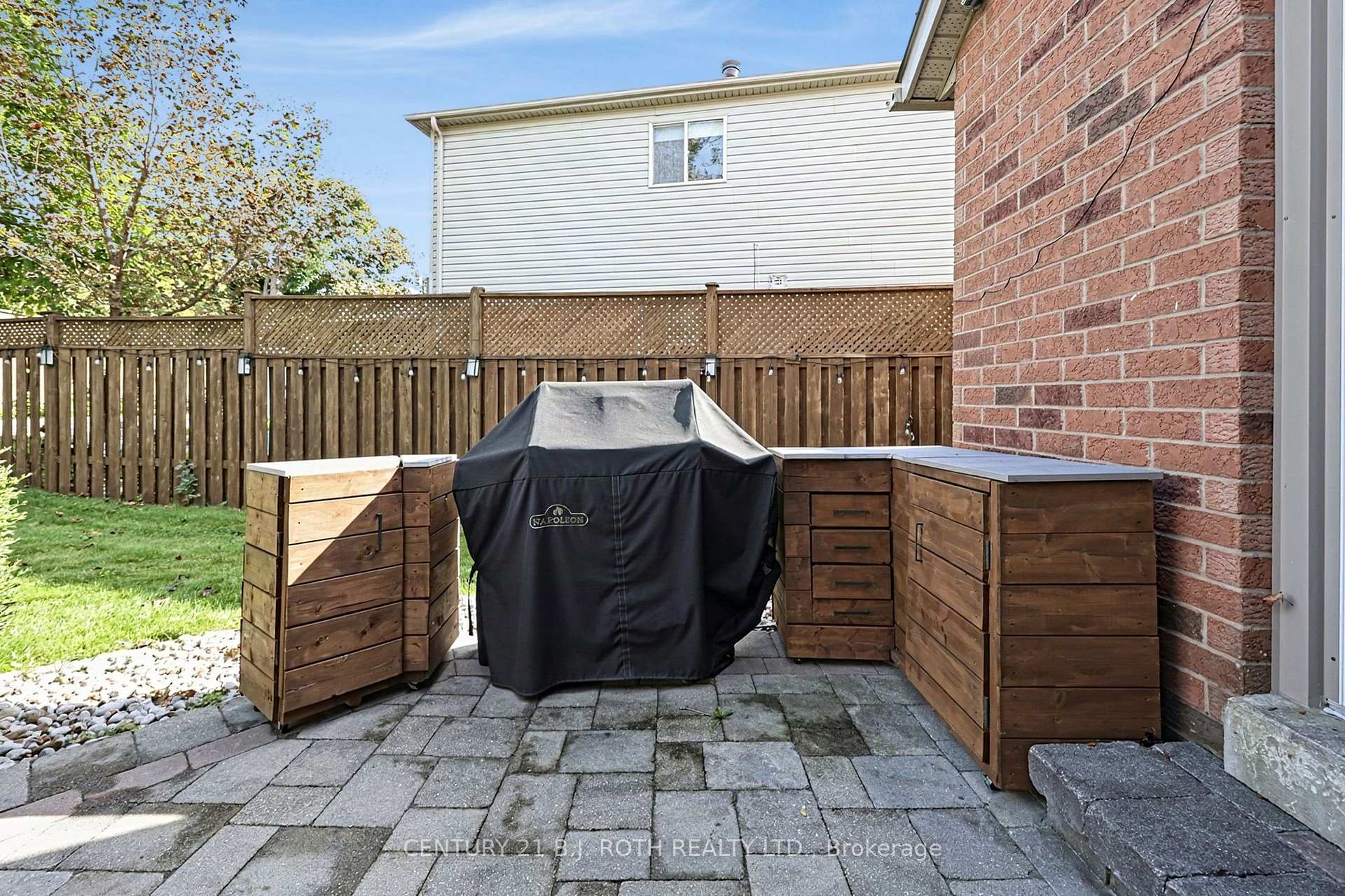 Photo 29 of 36 Aikens Crescent, Barrie, Holly — HOMEH