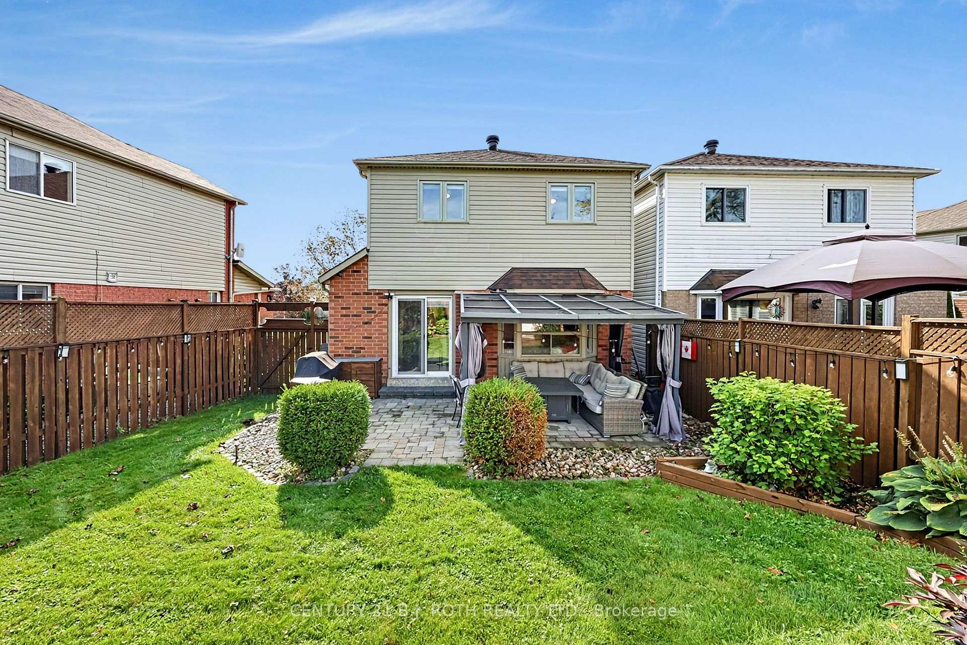Photo 32 of 36 Aikens Crescent, Barrie, Holly — HOMEH