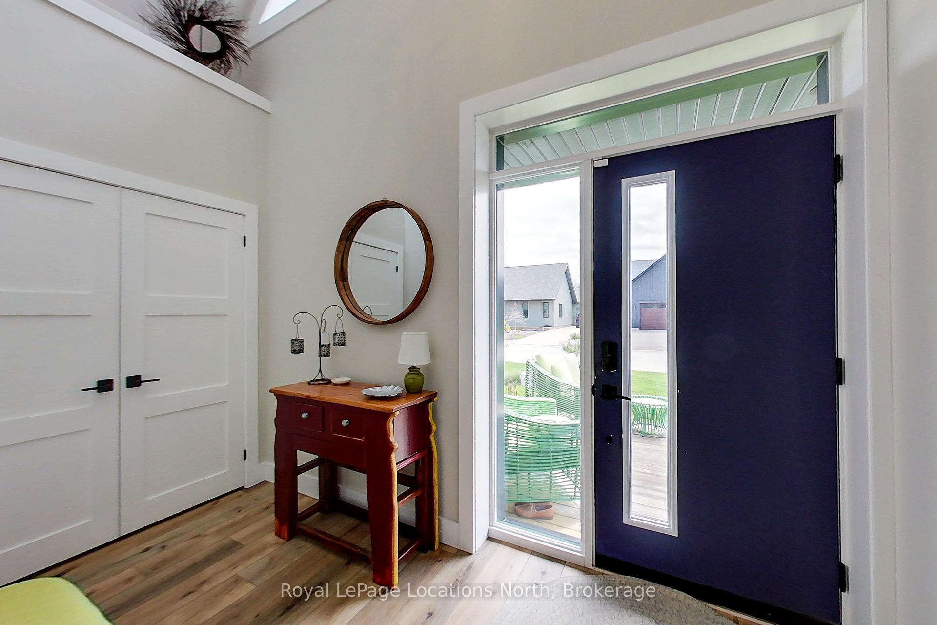Photo 2 of 30 Gordon Crescent, Meaford — HOMEH