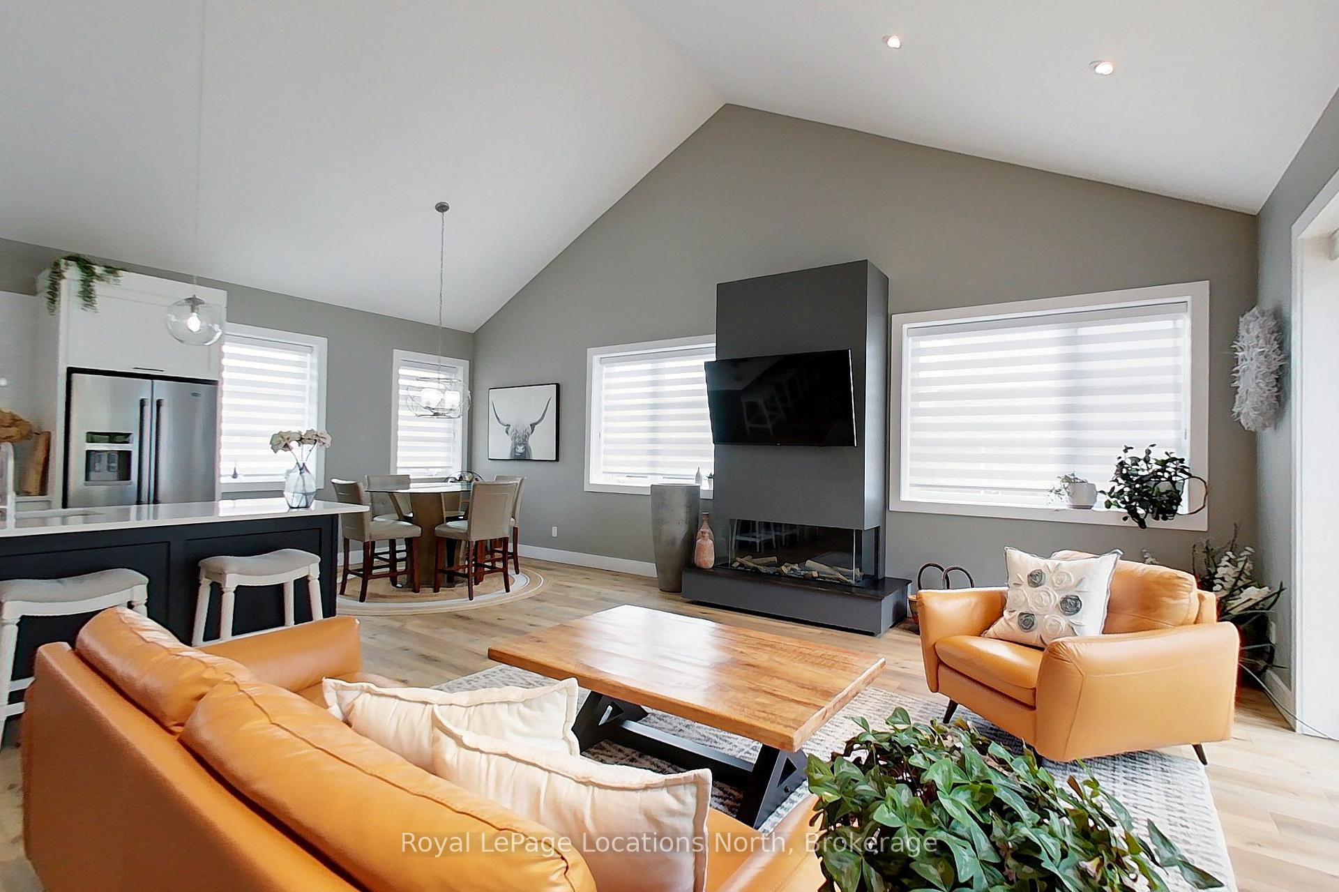 Photo 4 of 30 Gordon Crescent, Meaford — HOMEH