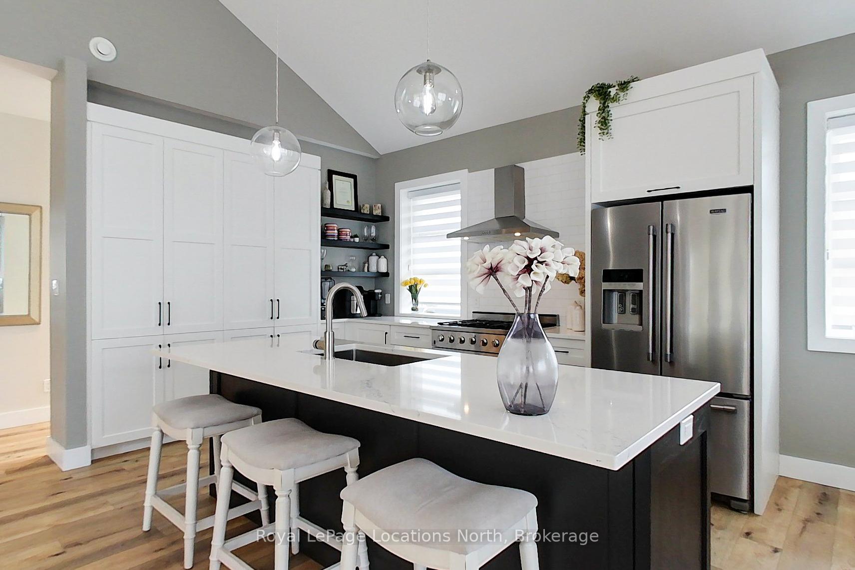 Photo 7 of 30 Gordon Crescent, Meaford — HOMEH