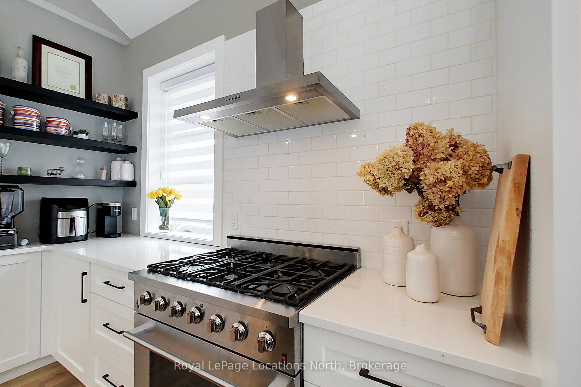 Photo 12 of 30 Gordon Crescent, Meaford — HOMEH