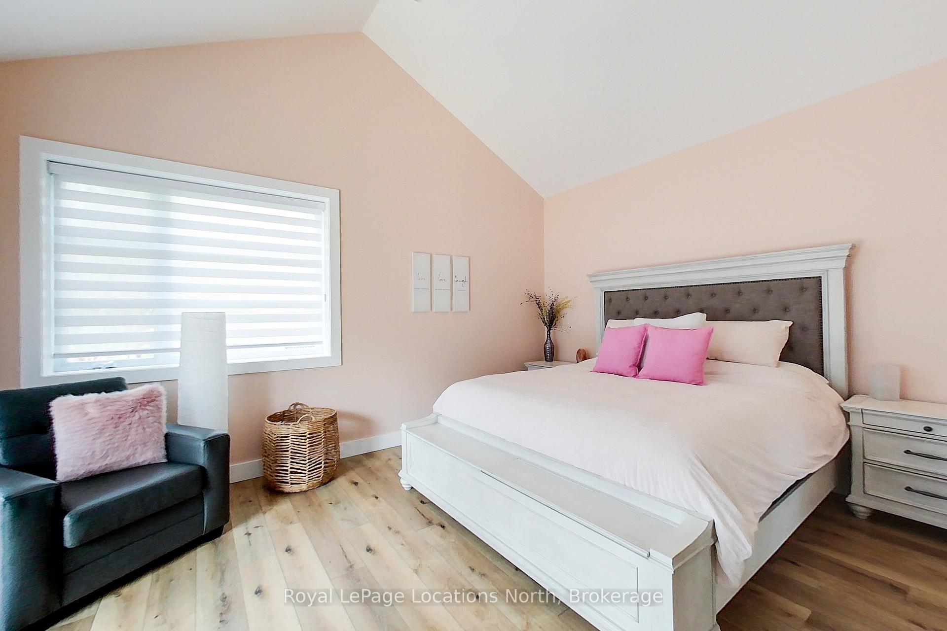 Photo 18 of 30 Gordon Crescent, Meaford — HOMEH