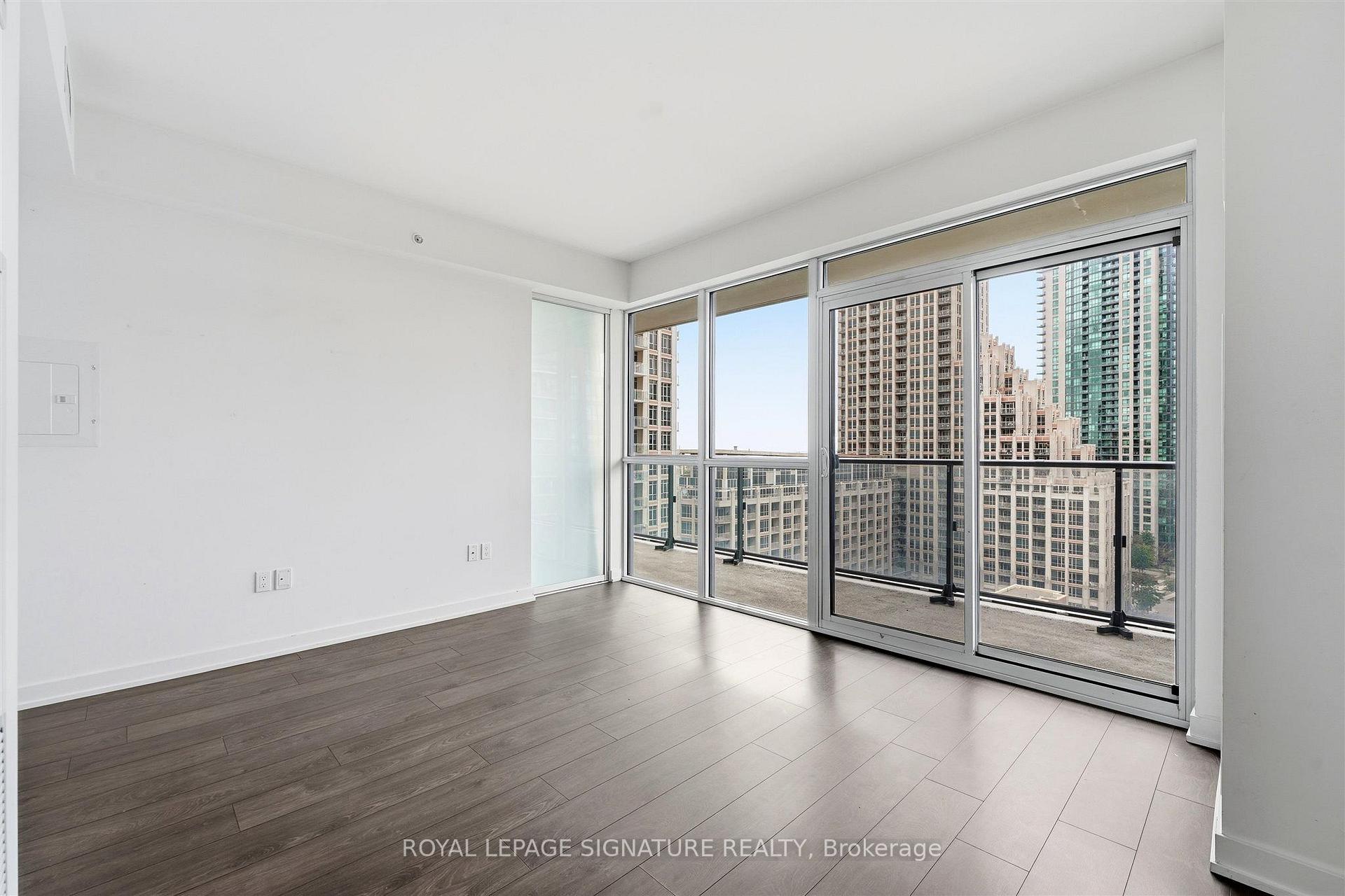 Photo 5 of Unit 1512, 38 Iannuzzi Street, Toronto, Niagara — HOMEH