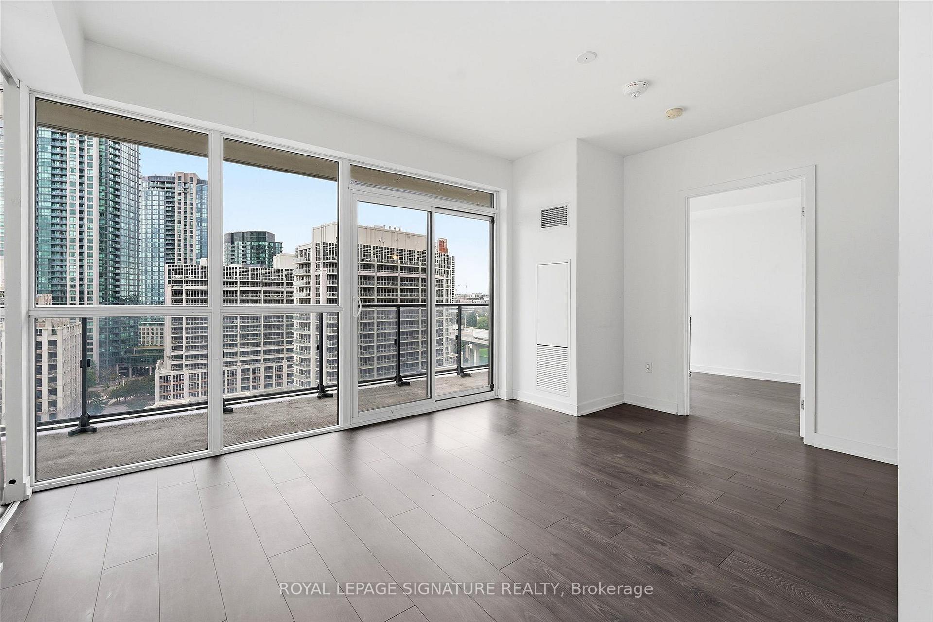 Photo 6 of Unit 1512, 38 Iannuzzi Street, Toronto, Niagara — HOMEH