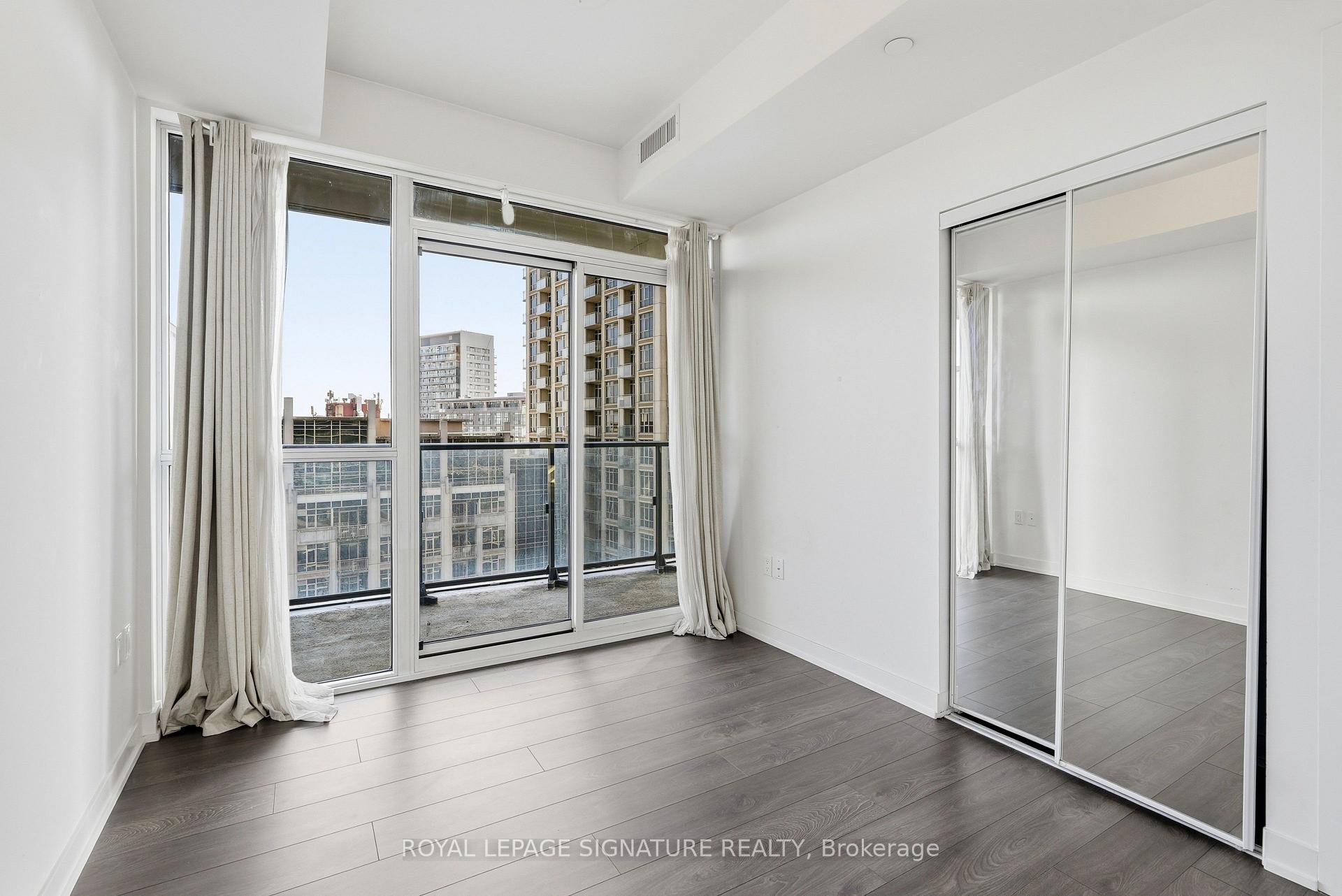 Photo 9 of Unit 1512, 38 Iannuzzi Street, Toronto, Niagara — HOMEH