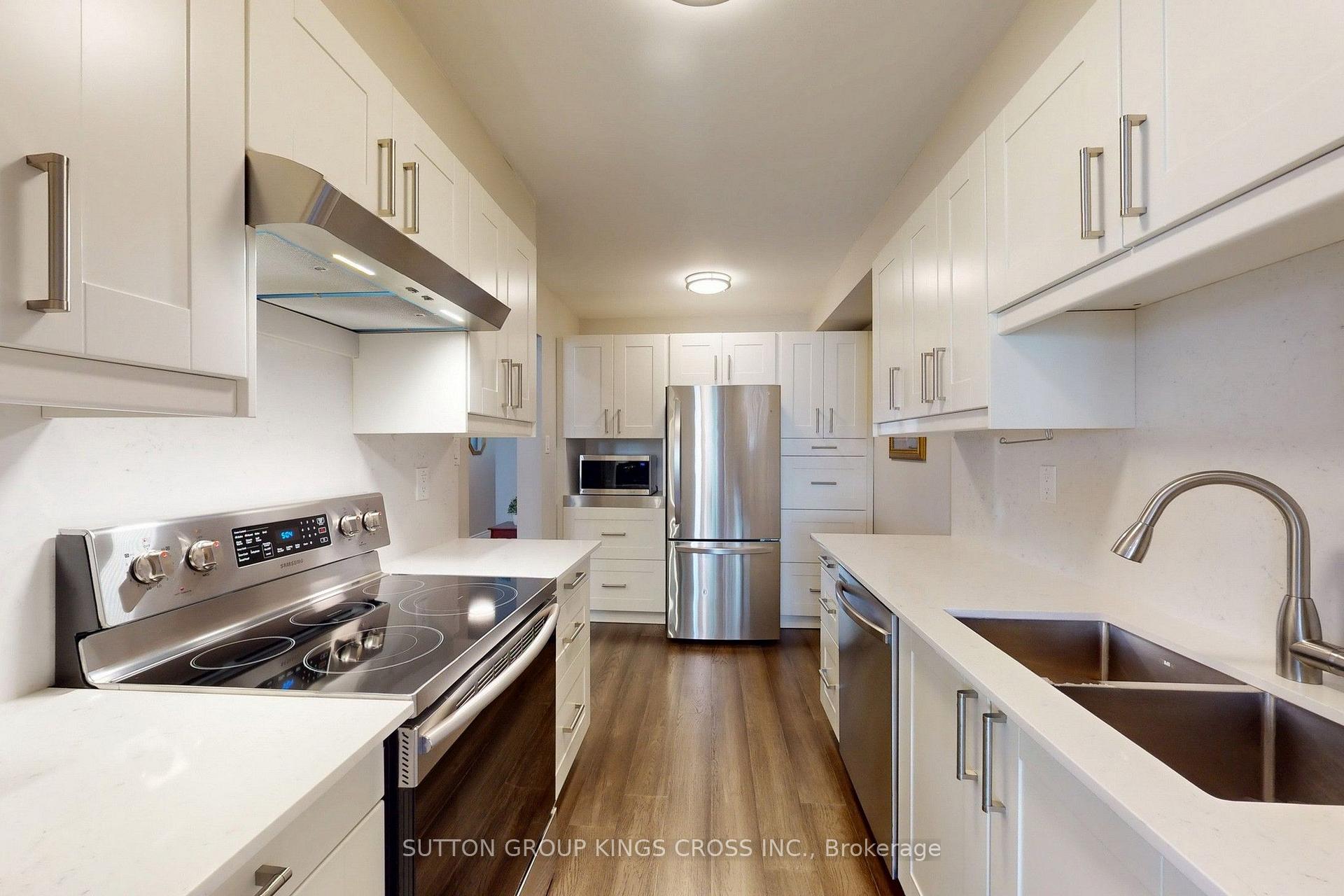 Photo 11 of Unit 2, 2575 Parmeer Drive, Mississauga, Erindale — HOMEH