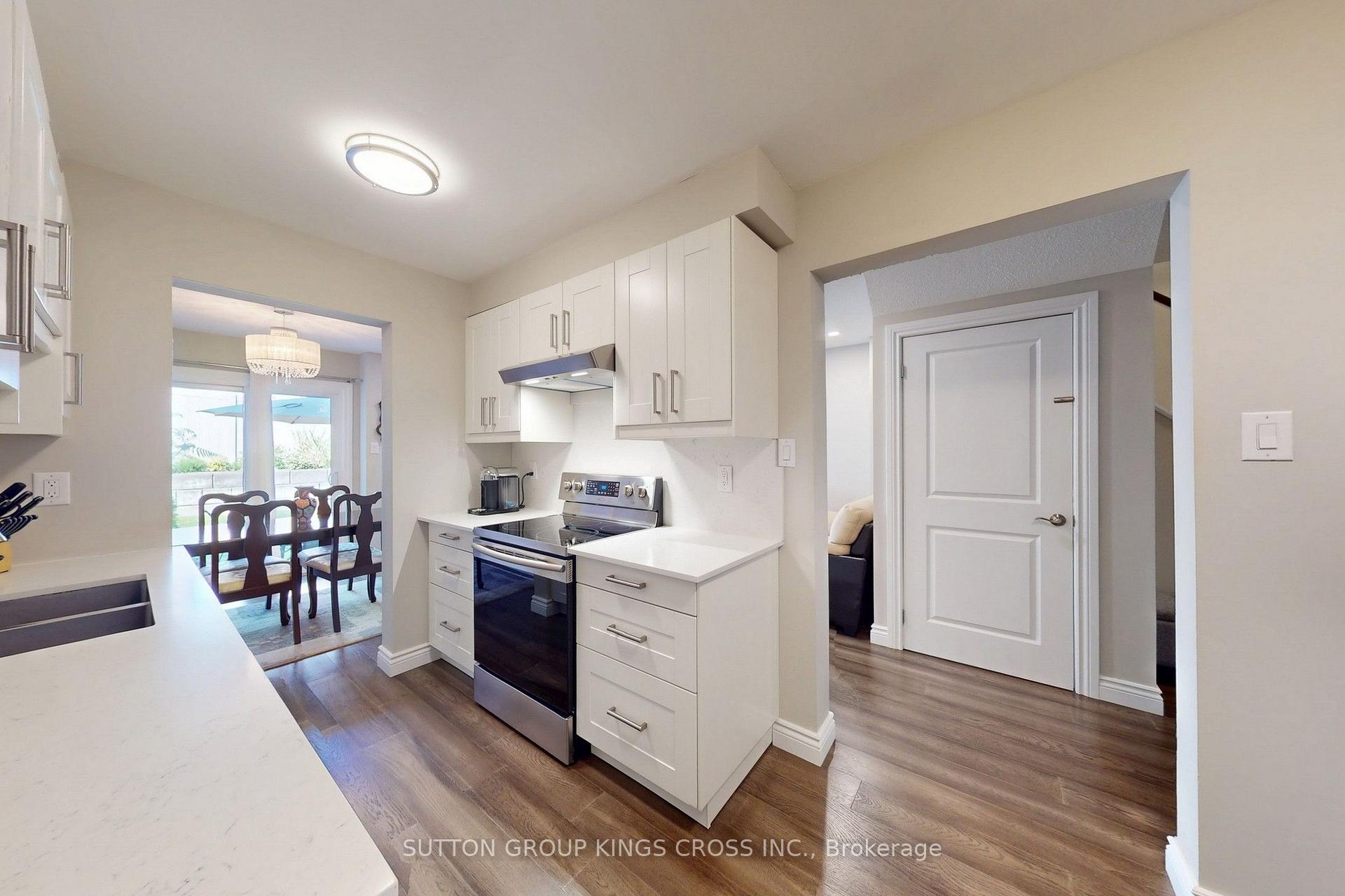 Photo 12 of Unit 2, 2575 Parmeer Drive, Mississauga, Erindale — HOMEH