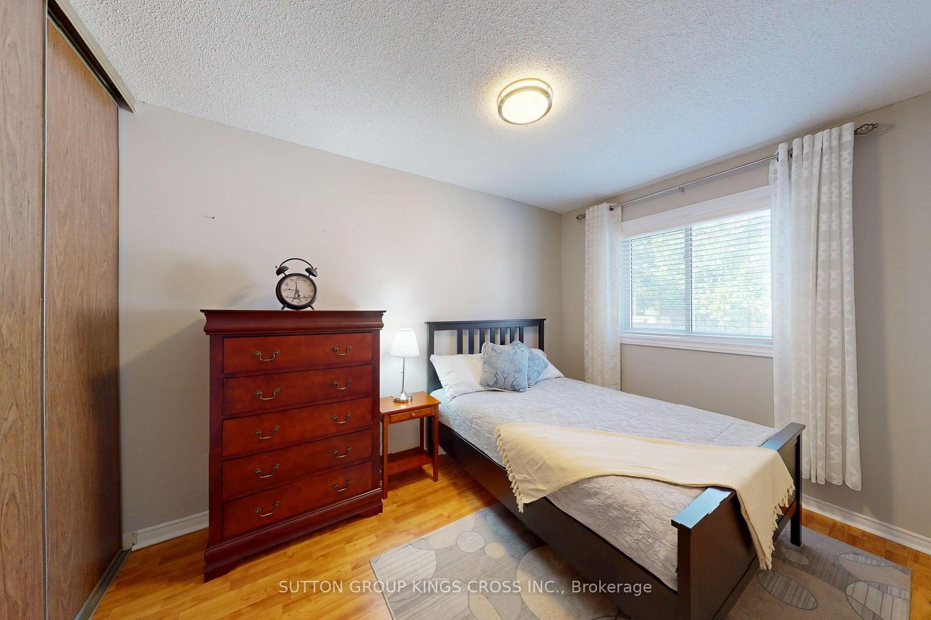 Photo 19 of Unit 2, 2575 Parmeer Drive, Mississauga, Erindale — HOMEH