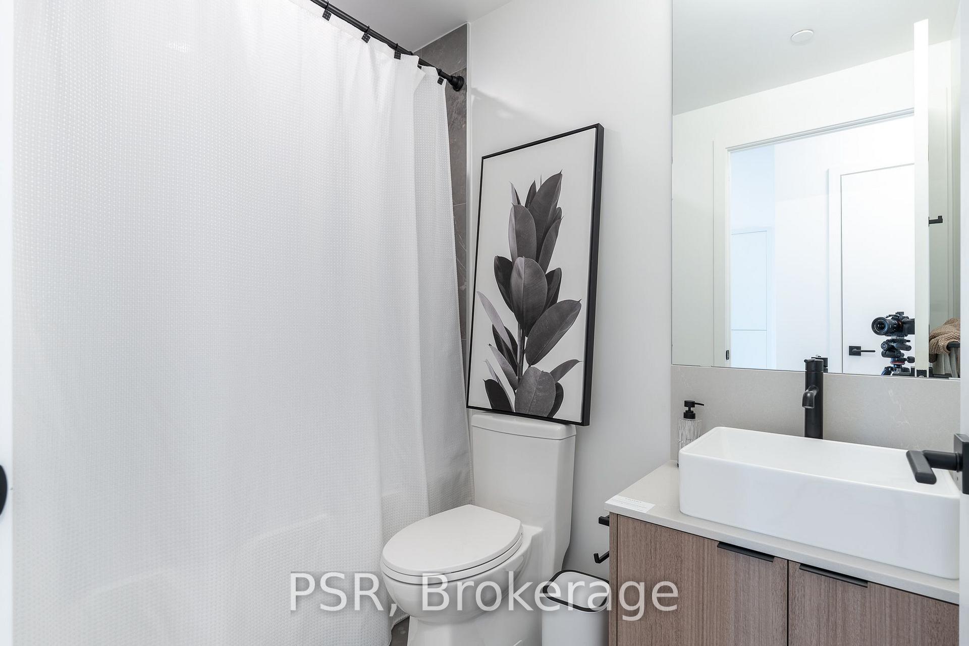 Photo 4 of Unit 2410, 10 Graphophone Grove, Toronto, Dovercourt-Wallace Emerson-Junction — HOMEH
