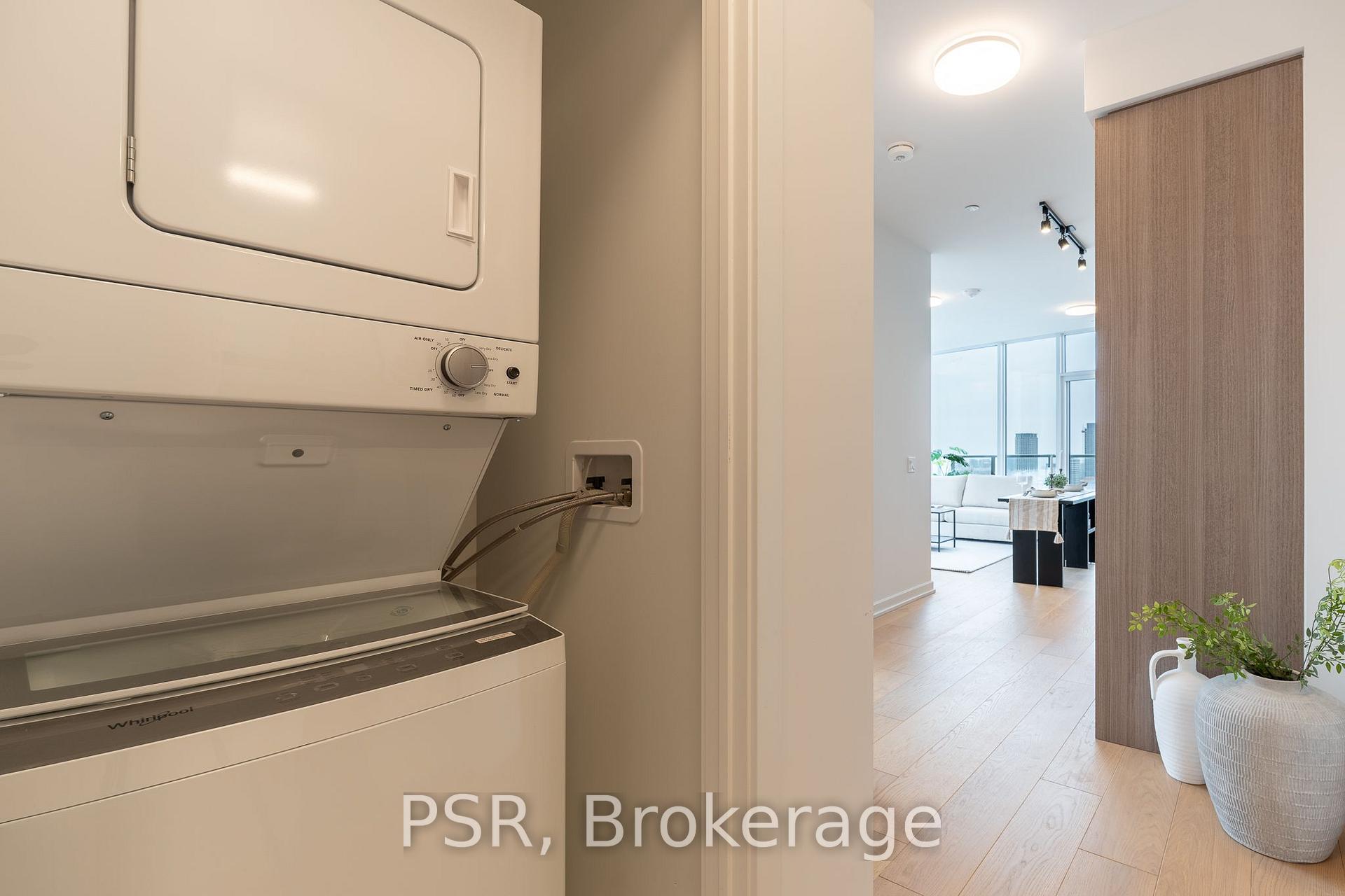 Photo 33 of Unit 2410, 10 Graphophone Grove, Toronto, Dovercourt-Wallace Emerson-Junction — HOMEH