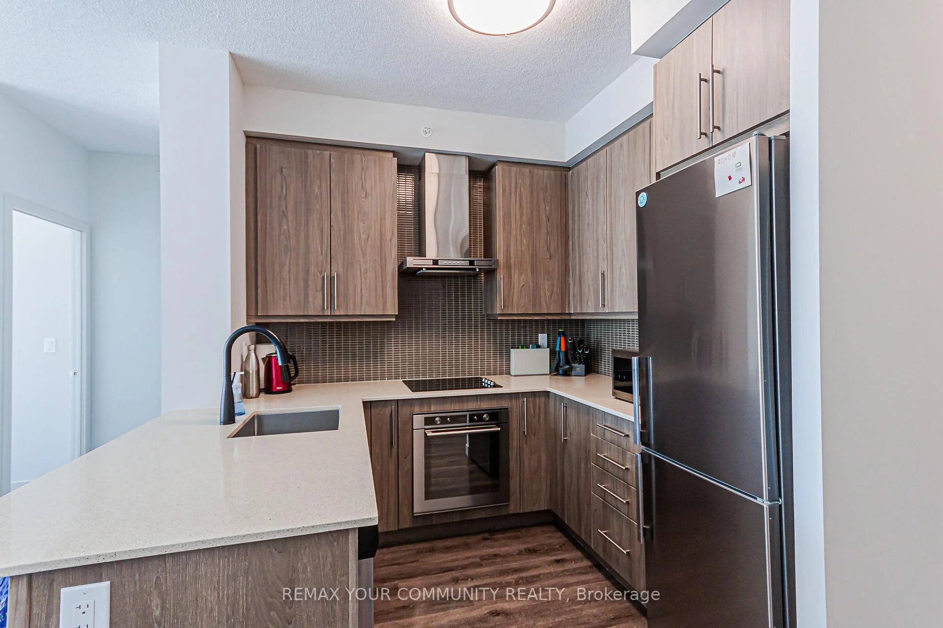 Photo 10 of Unit 1806, 2081 Fairview Street, Burlington, Freeman — HOMEH