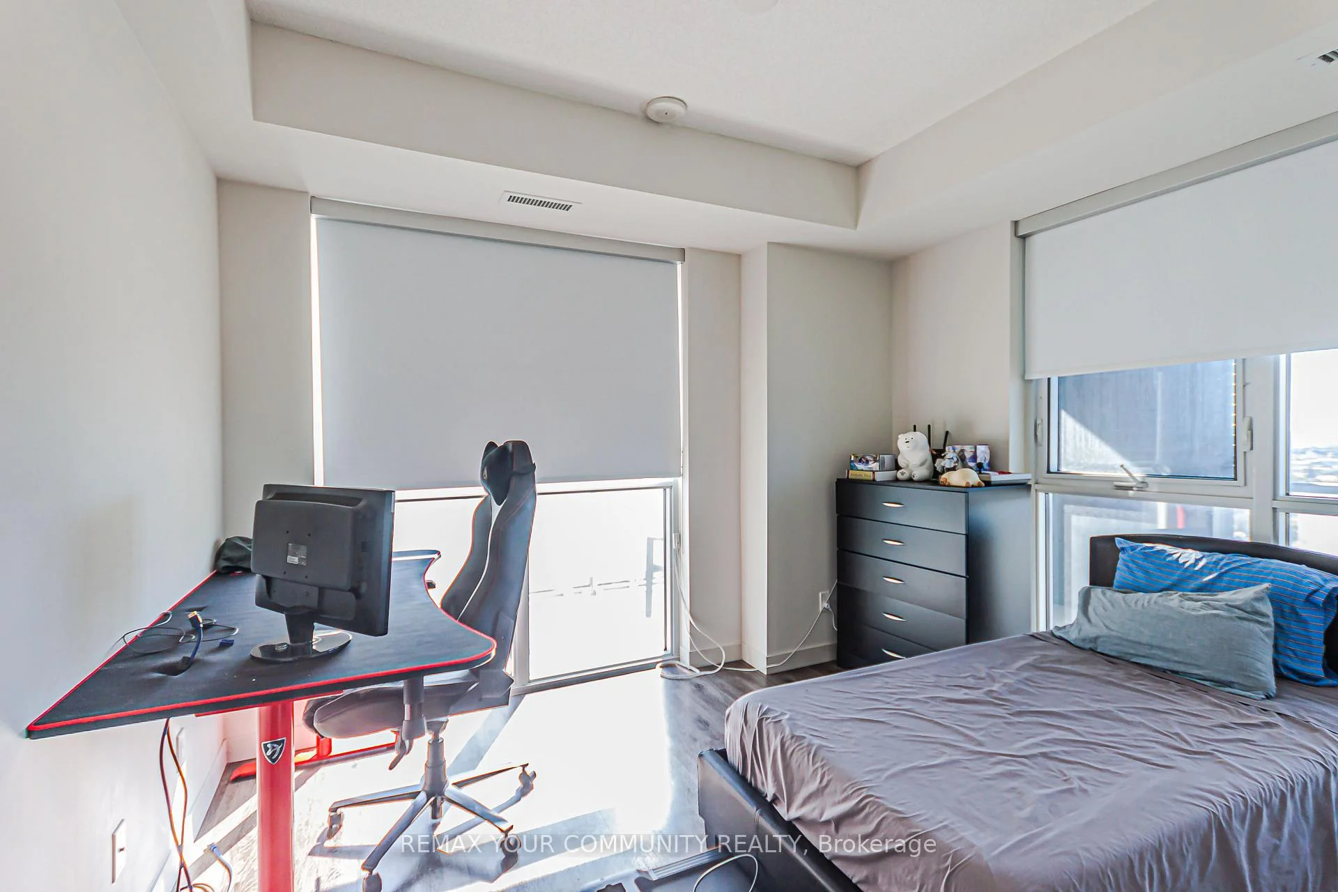 Photo 23 of Unit 1806, 2081 Fairview Street, Burlington, Freeman — HOMEH