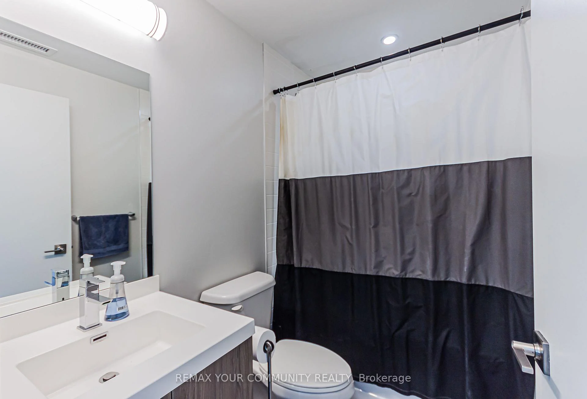 Photo 25 of Unit 1806, 2081 Fairview Street, Burlington, Freeman — HOMEH