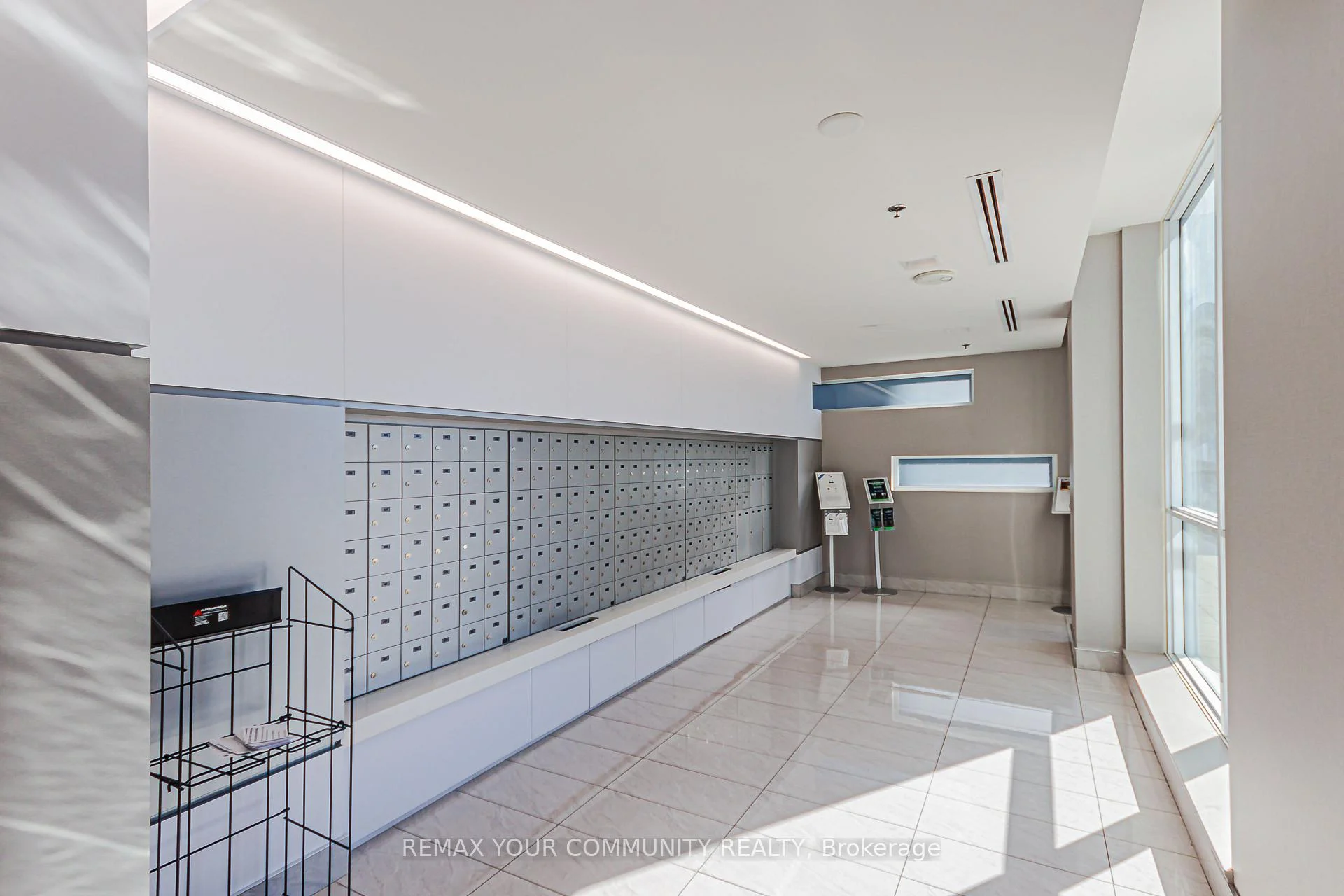 Photo 44 of Unit 1806, 2081 Fairview Street, Burlington, Freeman — HOMEH