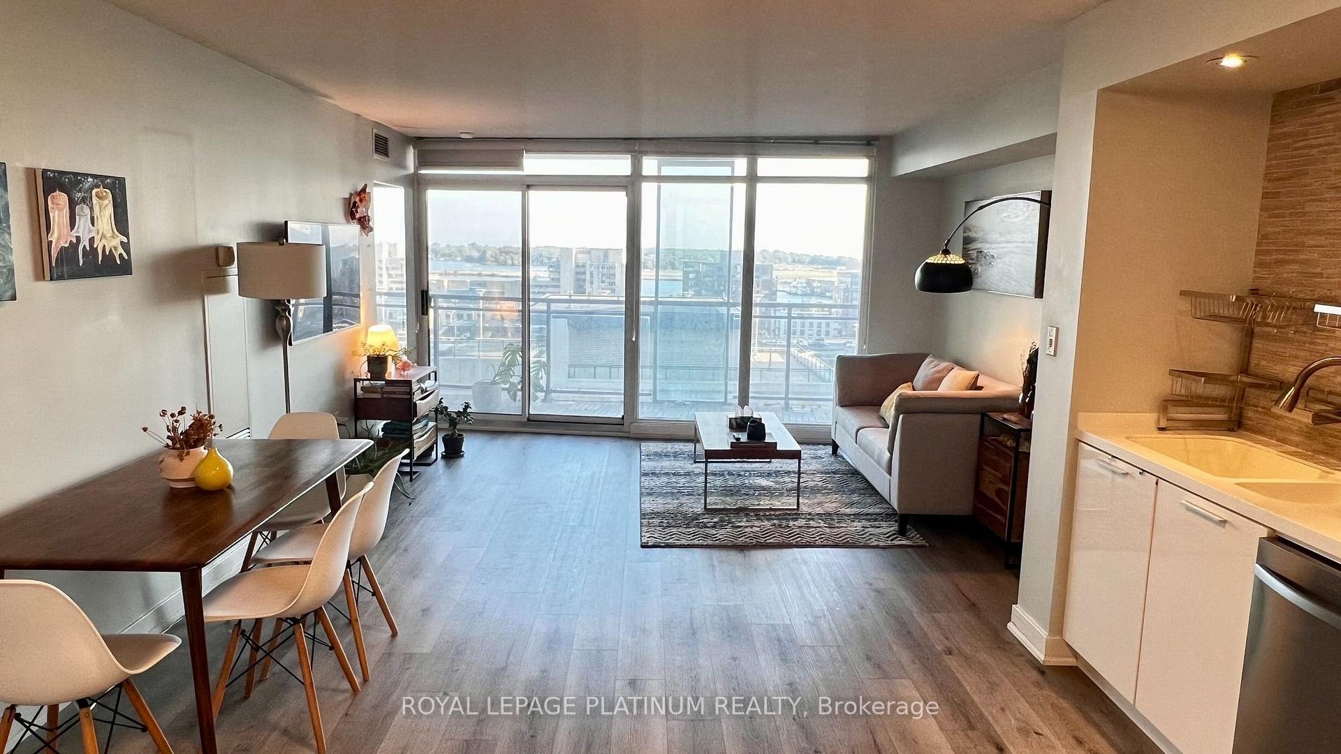 Photo 3 of Unit 1510, 25 Capreol Court, Toronto, Waterfront Communities — HOMEH