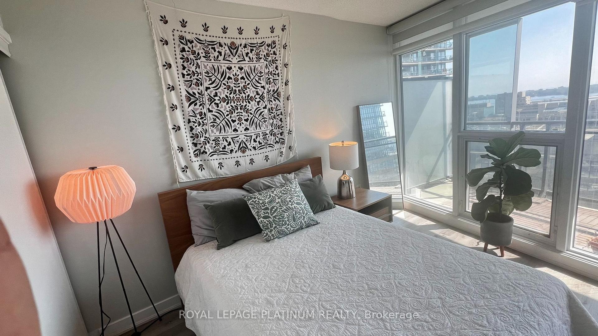 Photo 8 of Unit 1510, 25 Capreol Court, Toronto, Waterfront Communities — HOMEH