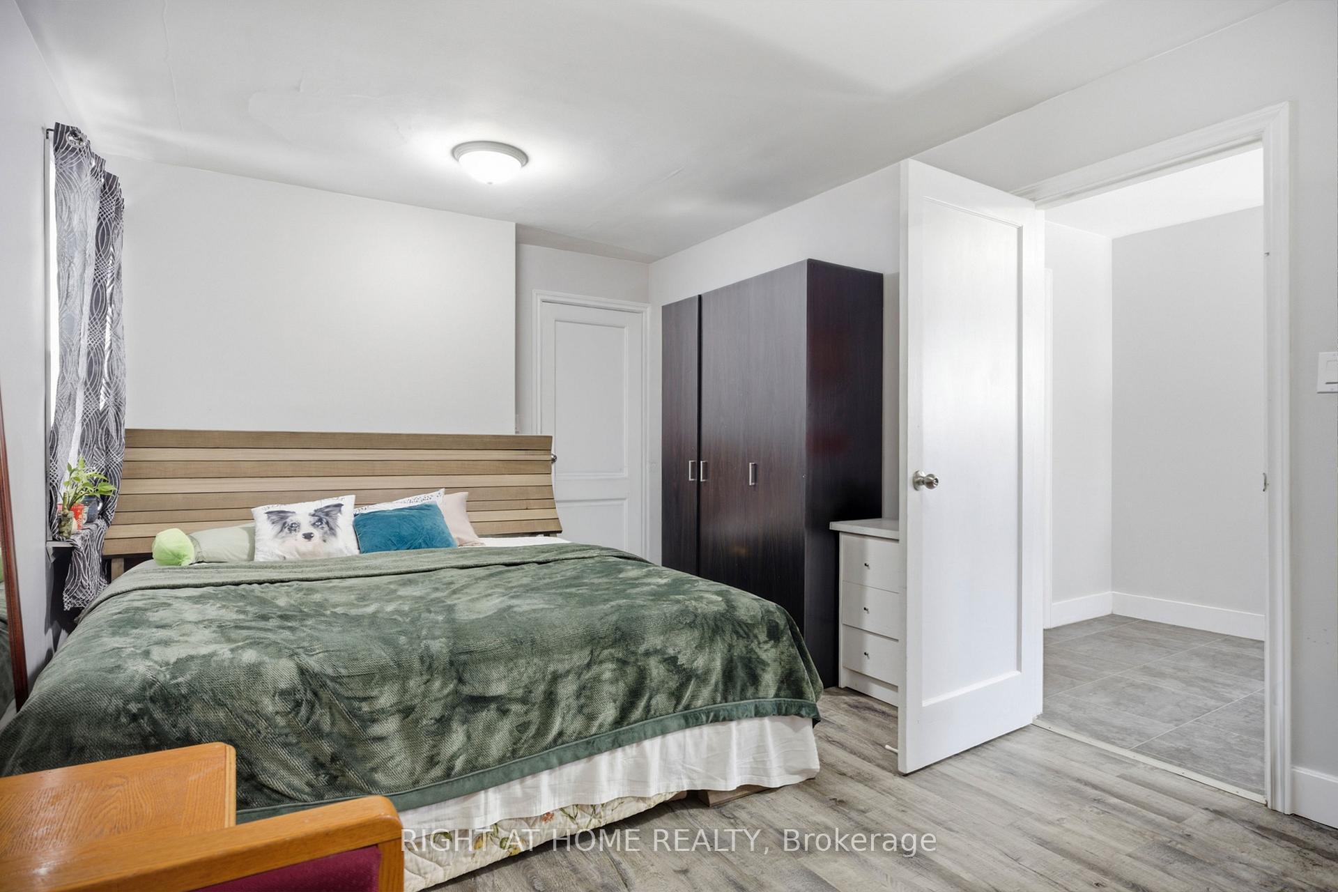 Photo 10 of 151 Hale Street, London, East O — HOMEH