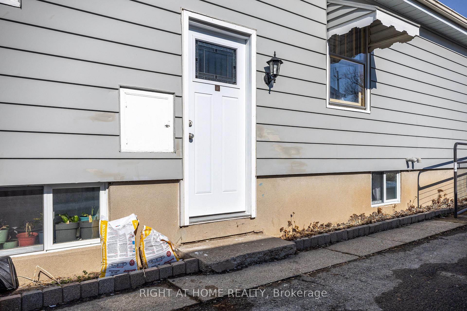 Photo 25 of 151 Hale Street, London, East O — HOMEH