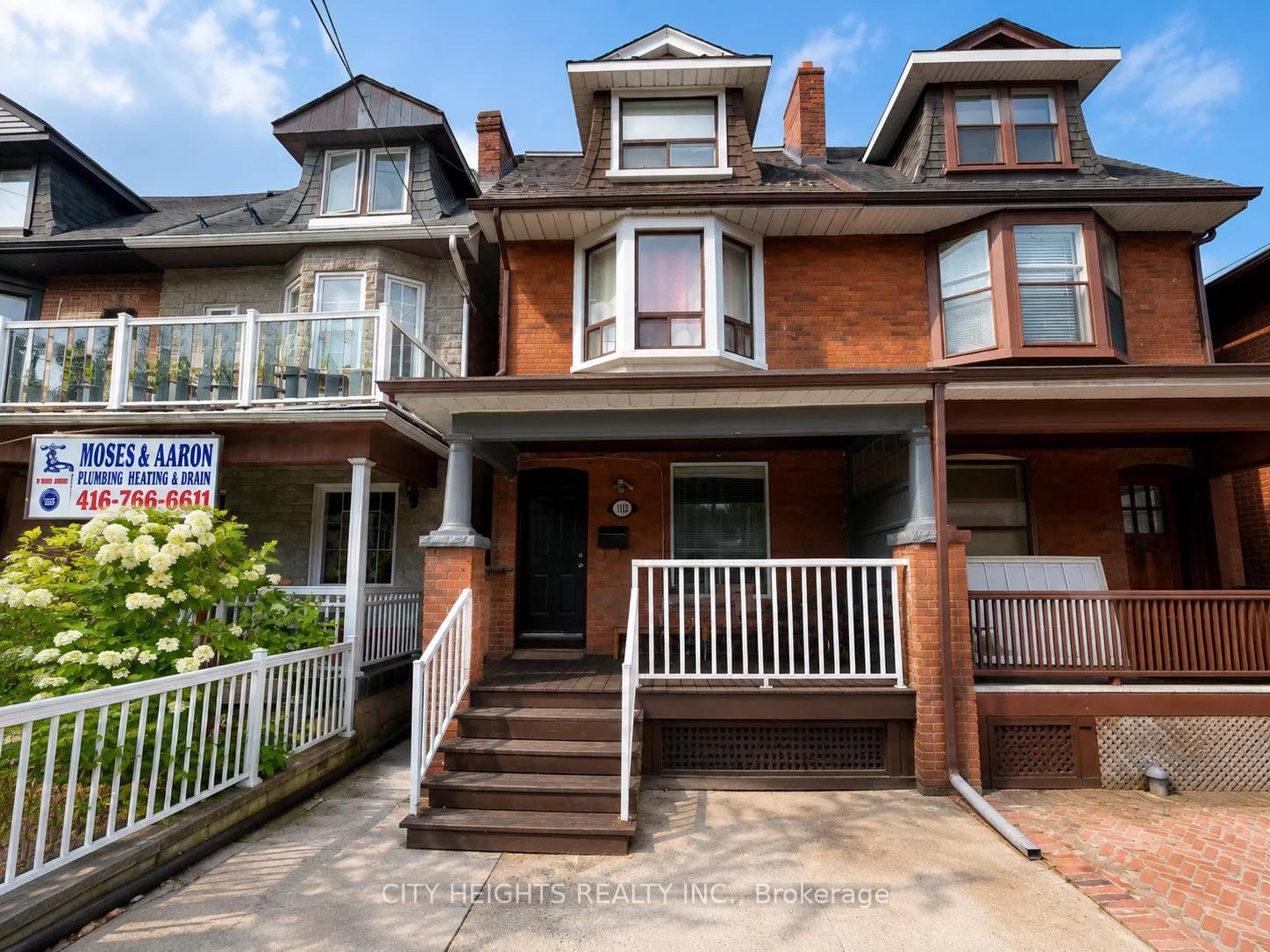 Photo of Unit 4, 1113 Davenport Road