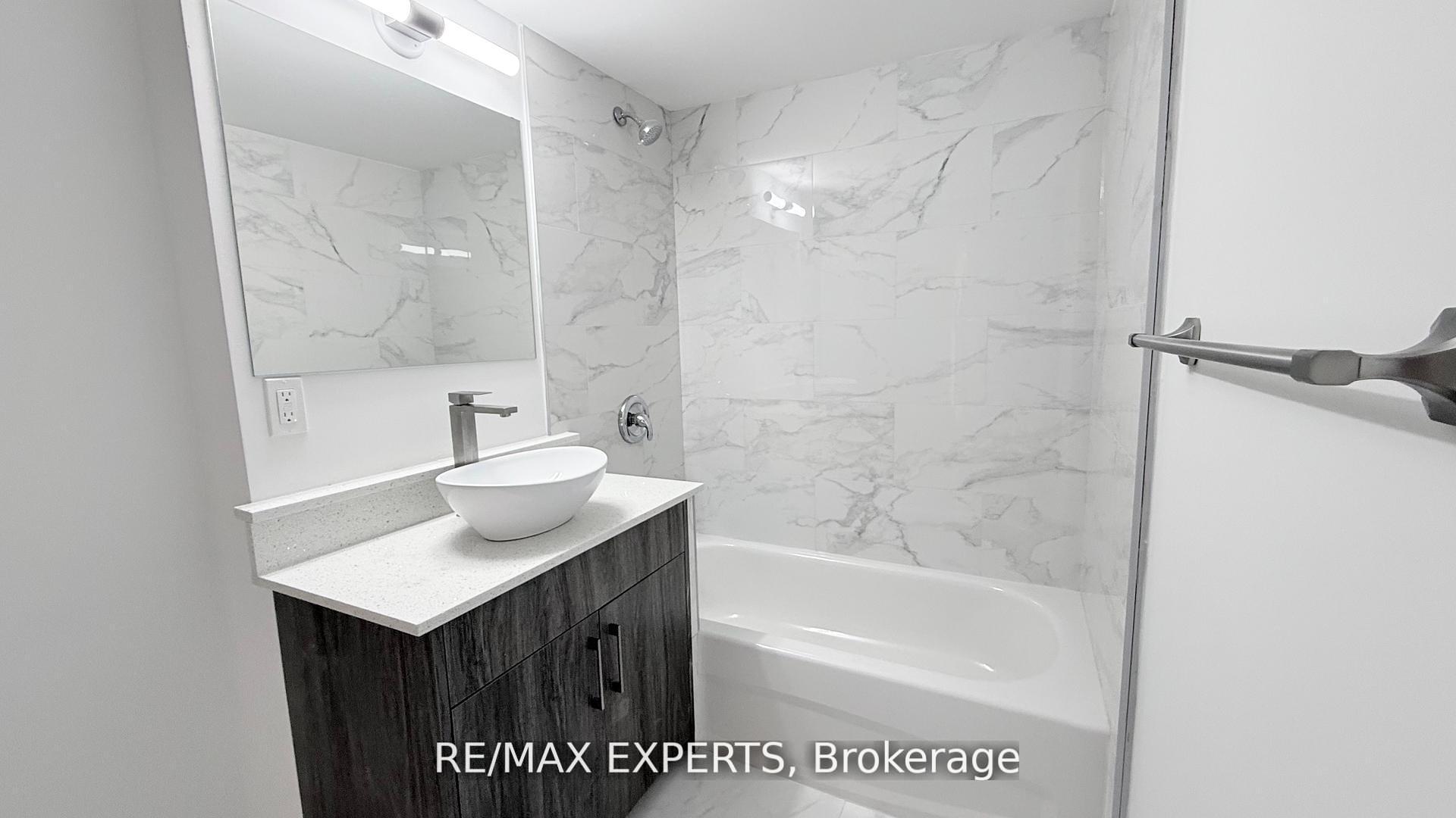 Photo 8 of Unit 302, 45 Connaught Avenue, Toronto, Greenwood-Coxwell — HOMEH
