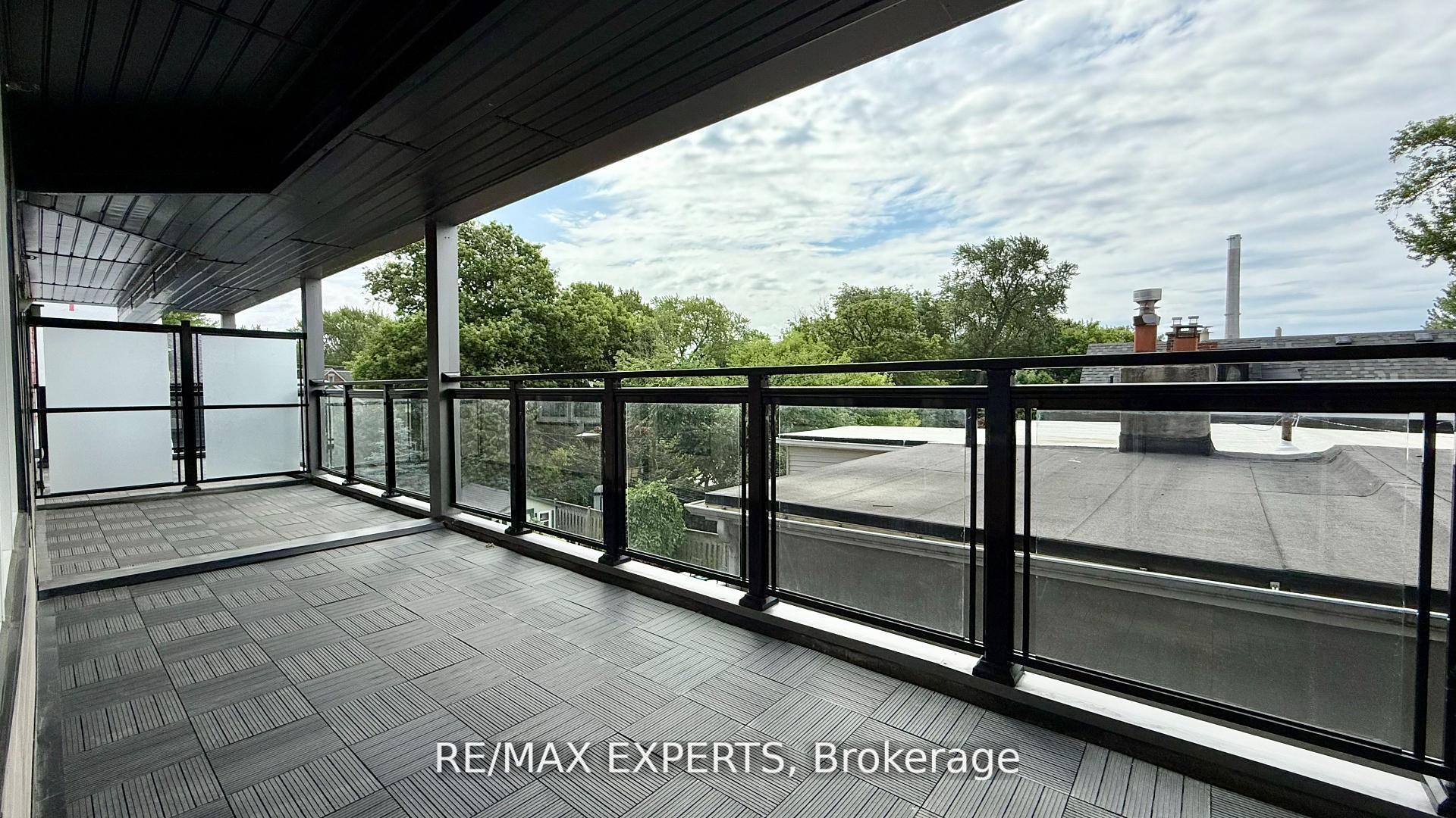 Photo 9 of Unit 302, 45 Connaught Avenue, Toronto, Greenwood-Coxwell — HOMEH