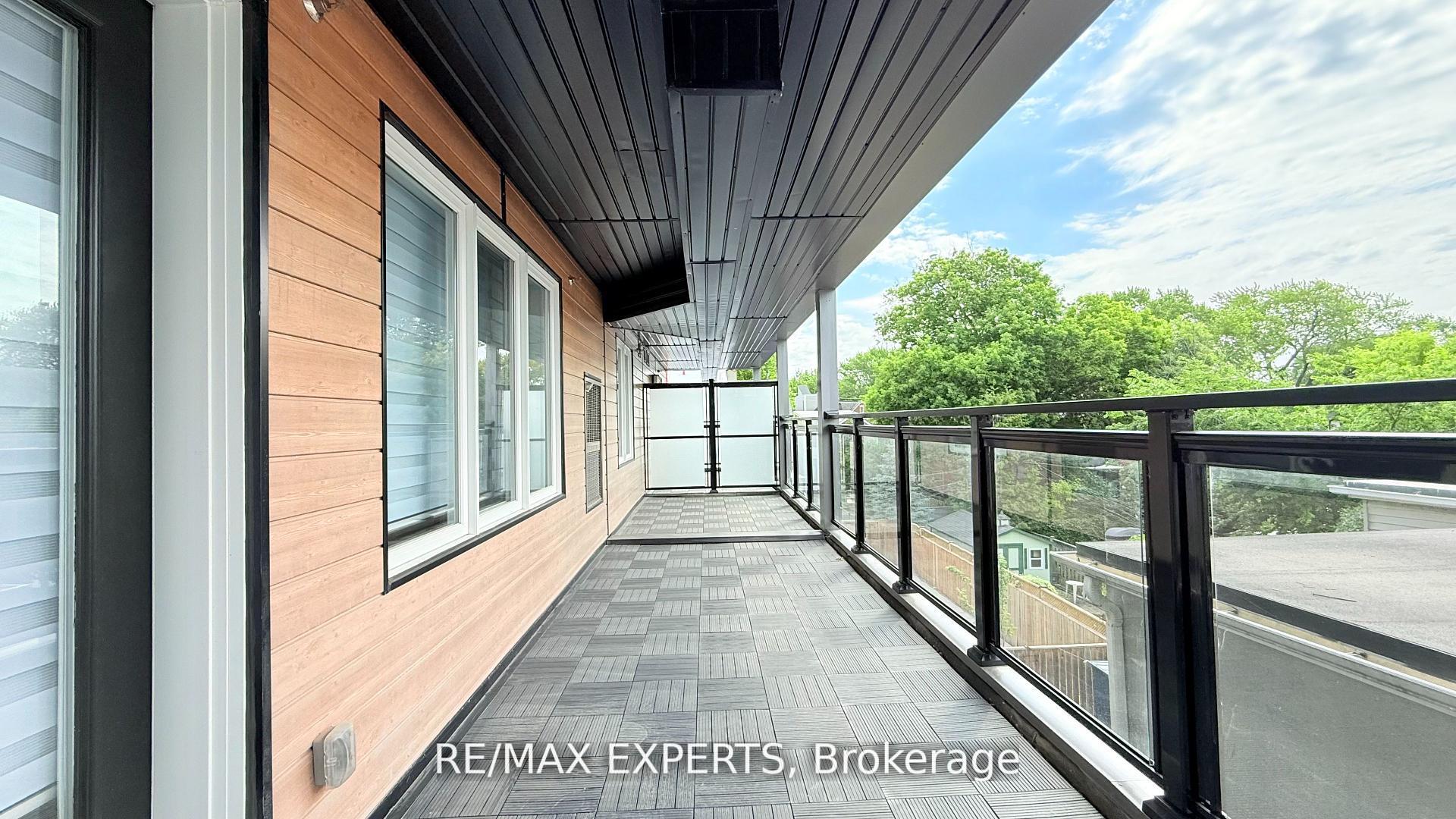 Photo 10 of Unit 302, 45 Connaught Avenue, Toronto, Greenwood-Coxwell — HOMEH