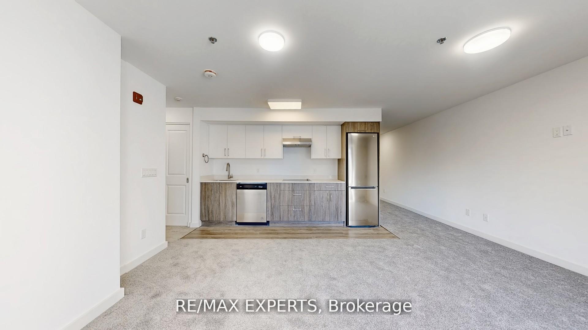 Photo 4 of Unit 303, 45 Connaught Avenue, Toronto, Greenwood-Coxwell — HOMEH