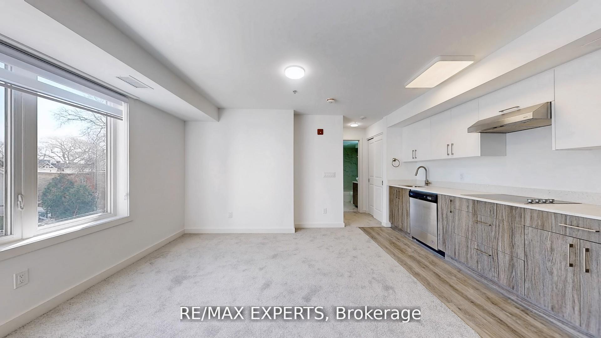 Photo 7 of Unit 303, 45 Connaught Avenue, Toronto, Greenwood-Coxwell — HOMEH