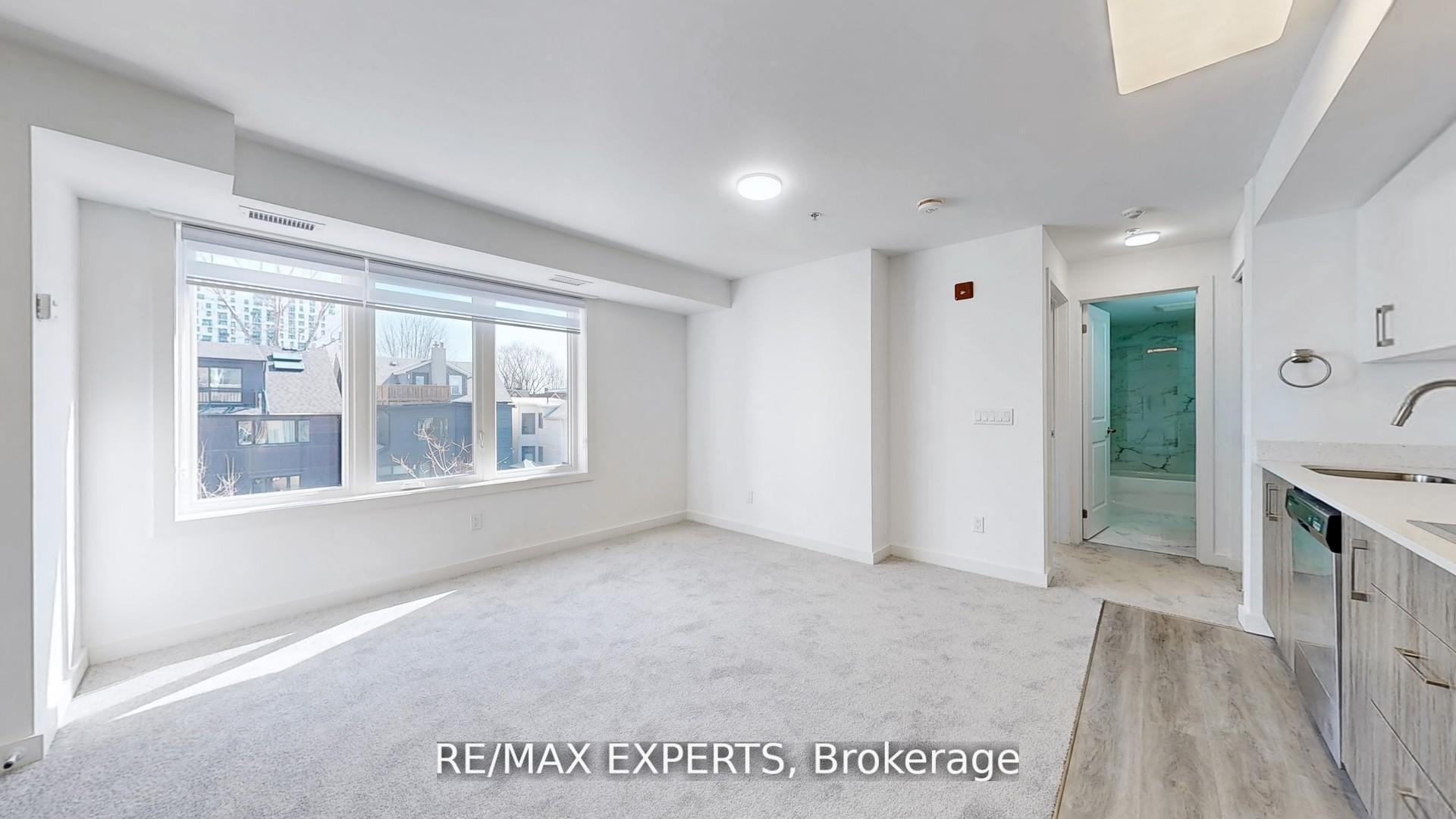 Photo 10 of Unit 303, 45 Connaught Avenue, Toronto, Greenwood-Coxwell — HOMEH