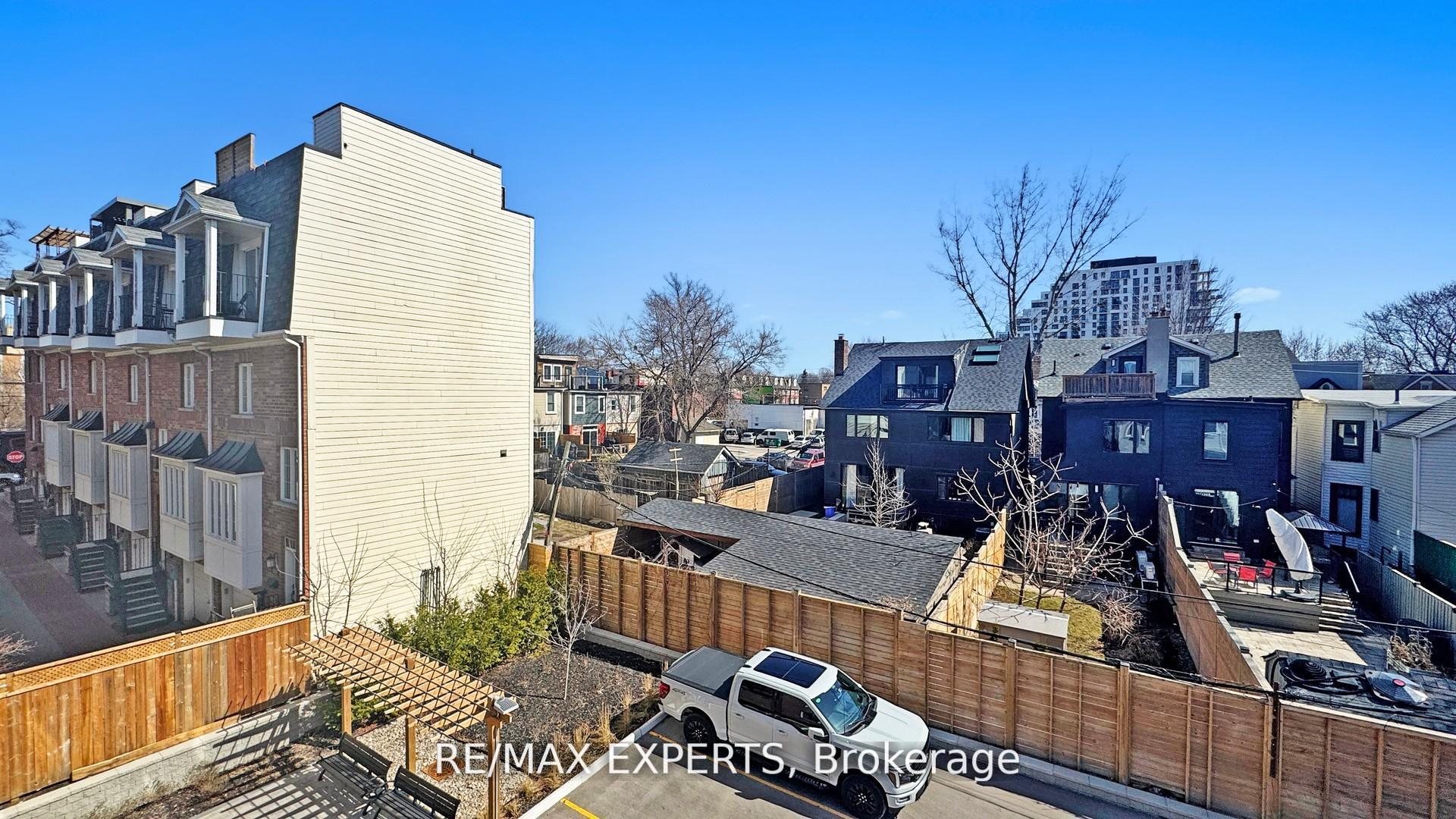 Photo 22 of Unit 303, 45 Connaught Avenue, Toronto, Greenwood-Coxwell — HOMEH