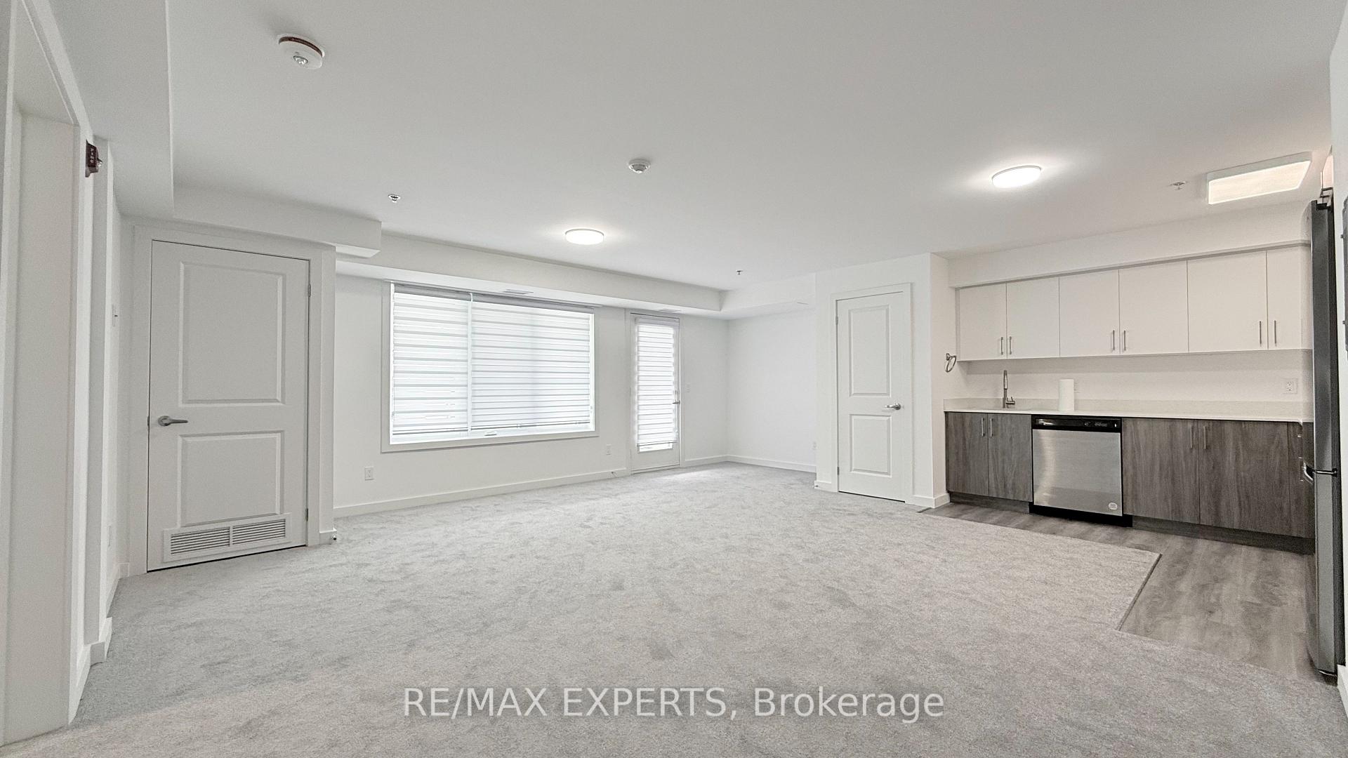 Photo of Unit 402, 45 Connaught Avenue