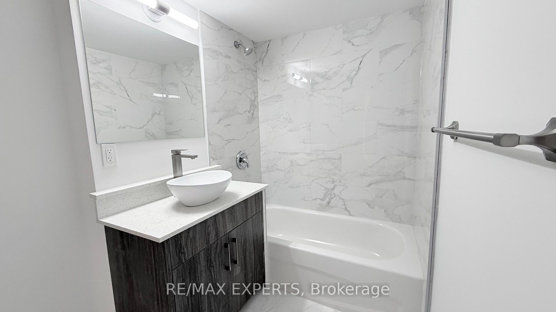 Photo 6 of Unit 402, 45 Connaught Avenue, Toronto, Greenwood-Coxwell — HOMEH