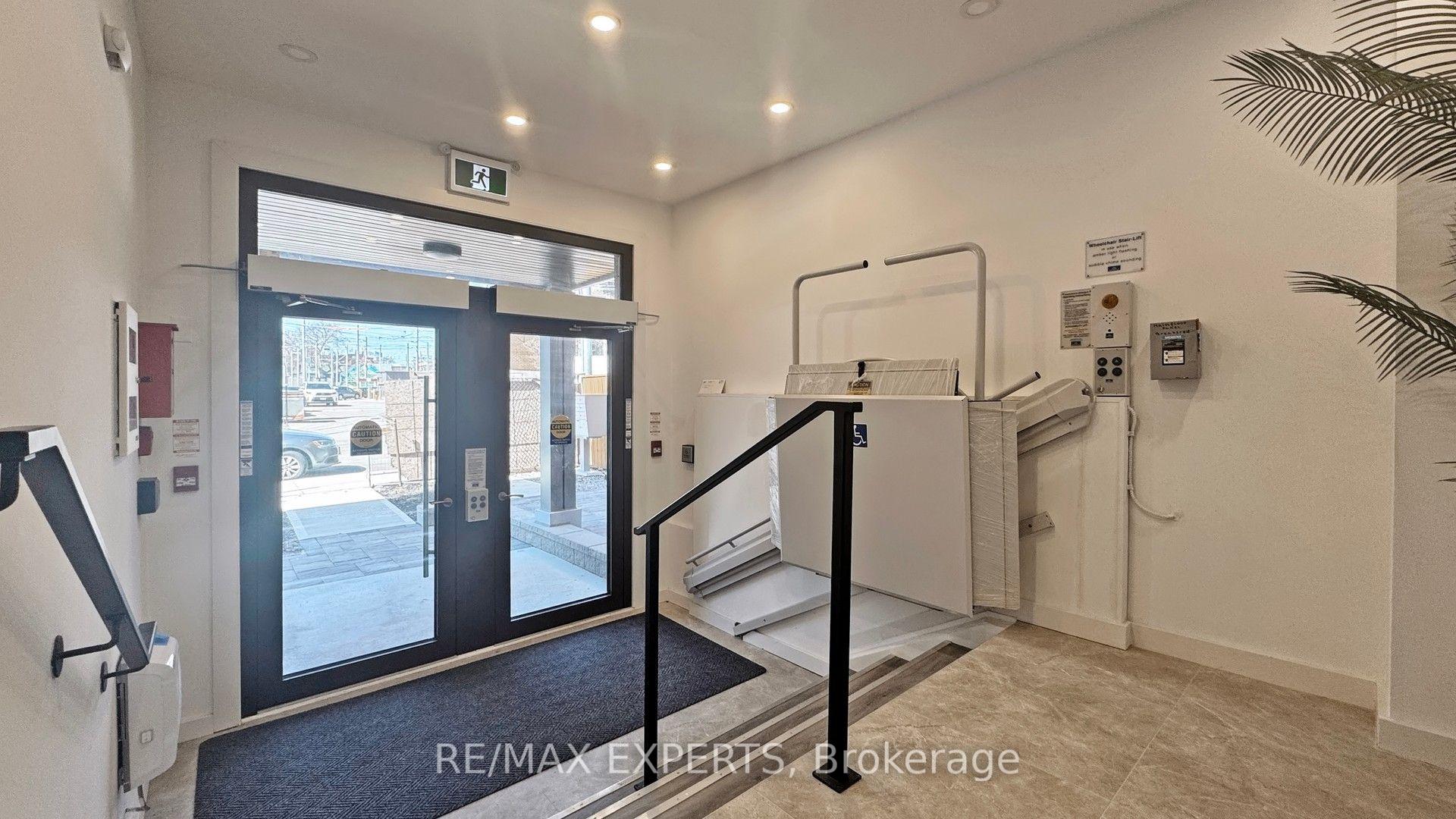 Photo 10 of Unit 404, 45 Connaught Avenue, Toronto, Greenwood-Coxwell — HOMEH