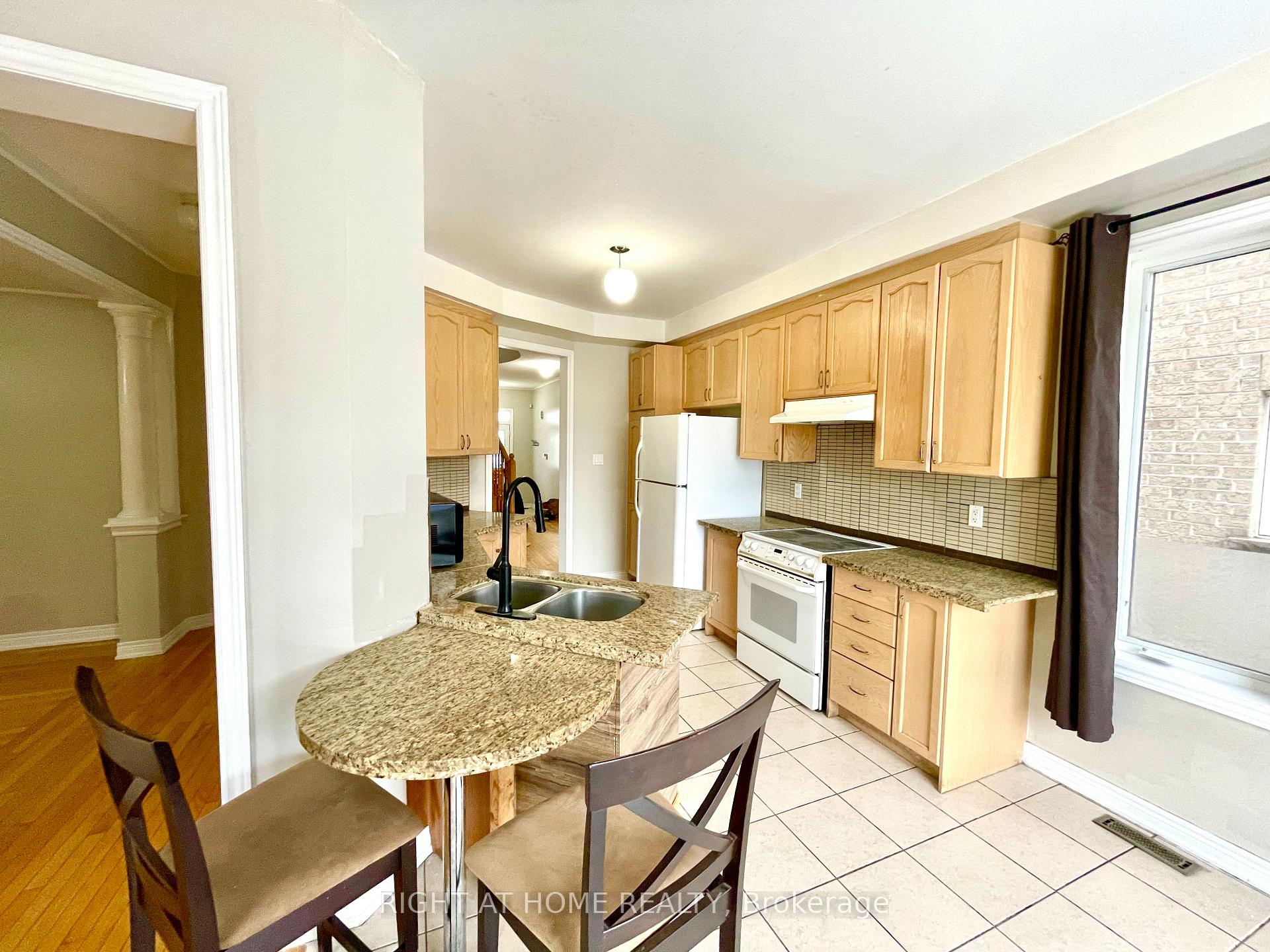 Photo of Unit A, 10 Vanderbrink Drive