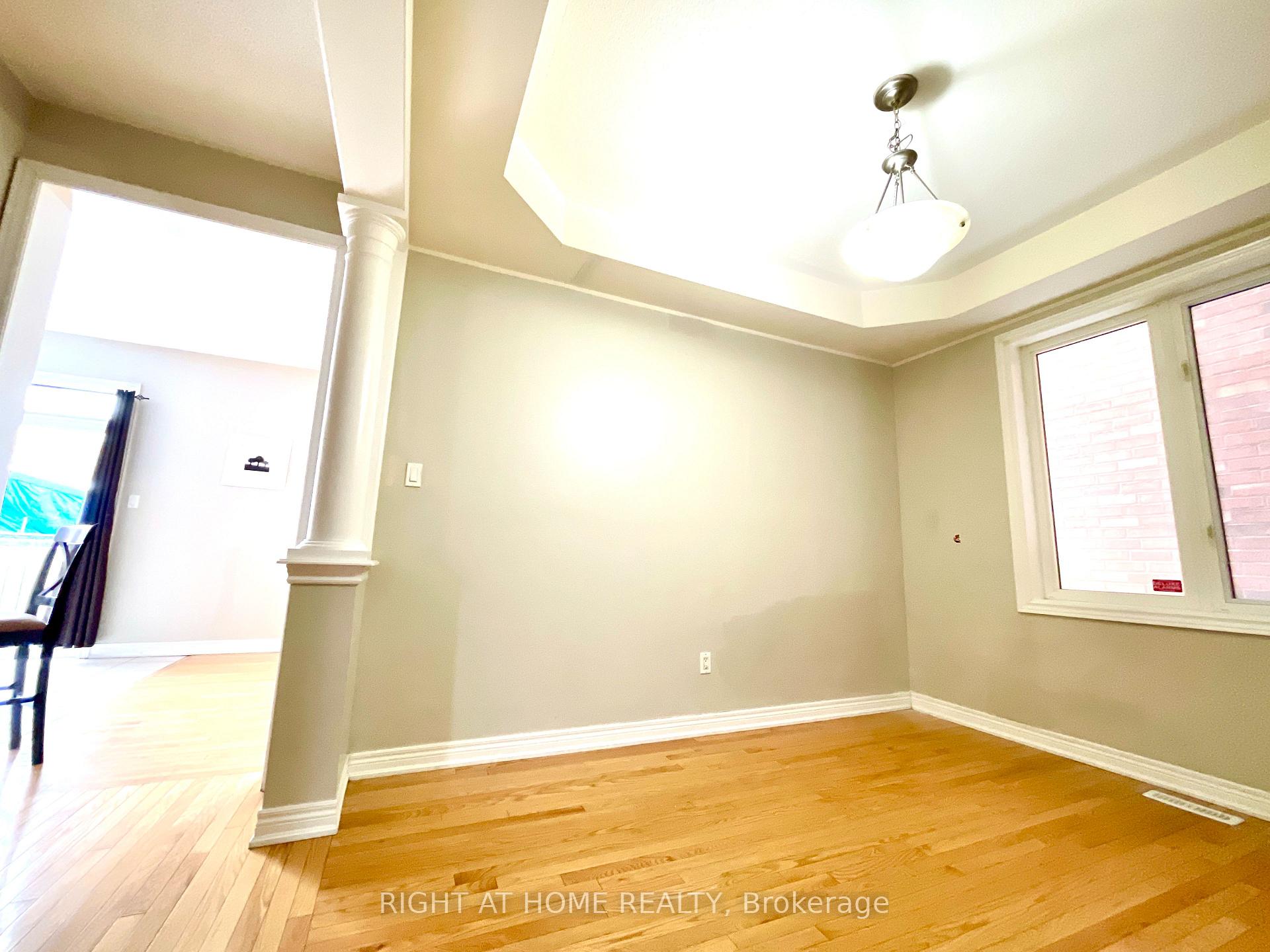 Photo 13 of Unit A, 10 Vanderbrink Drive, Brampton, Sandringham-Wellington — HOMEH